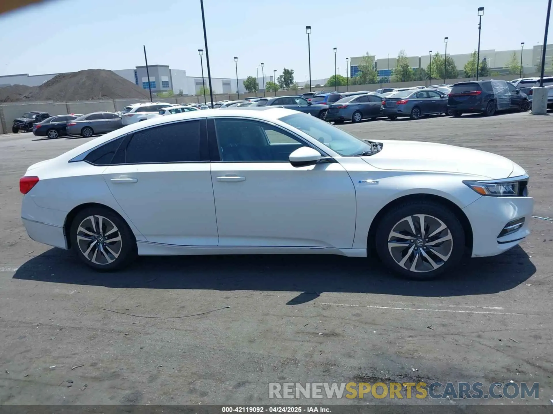 13 Photograph of a damaged car 1HGCV3F40LA011770 HONDA ACCORD 2020