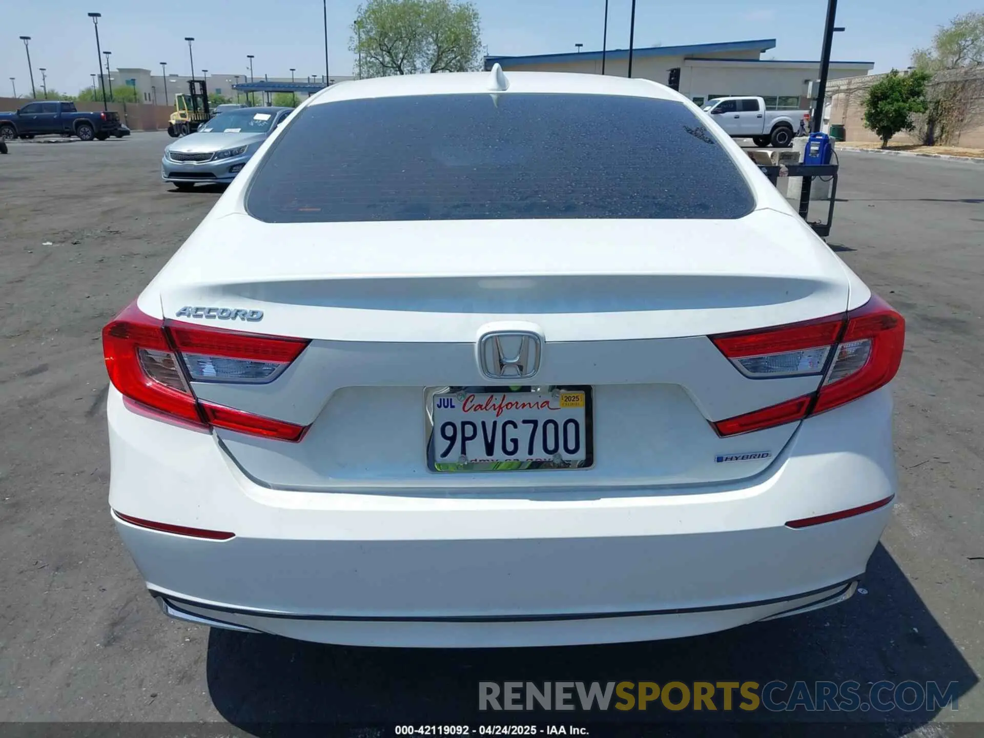 16 Photograph of a damaged car 1HGCV3F40LA011770 HONDA ACCORD 2020
