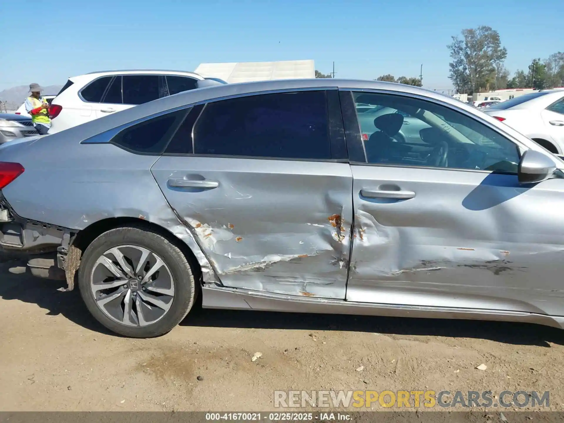 6 Photograph of a damaged car 1HGCV3F41LA009106 HONDA ACCORD 2020