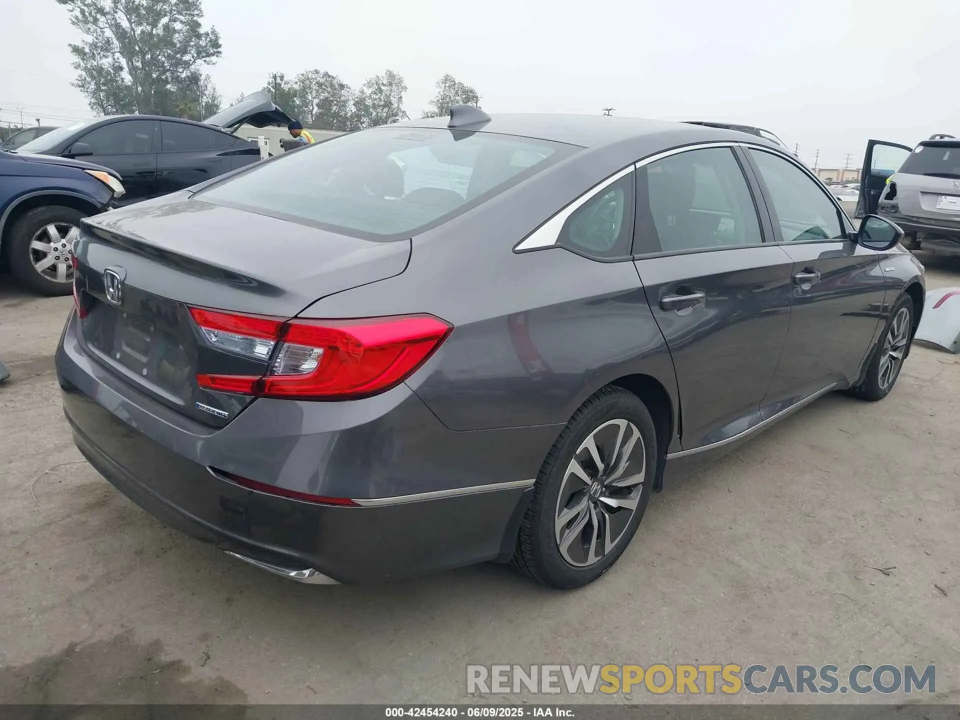4 Photograph of a damaged car 1HGCV3F46LA001678 HONDA ACCORD 2020