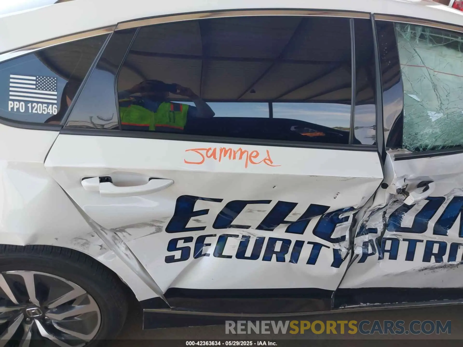 6 Photograph of a damaged car 1HGCV3F46LA012356 HONDA ACCORD 2020