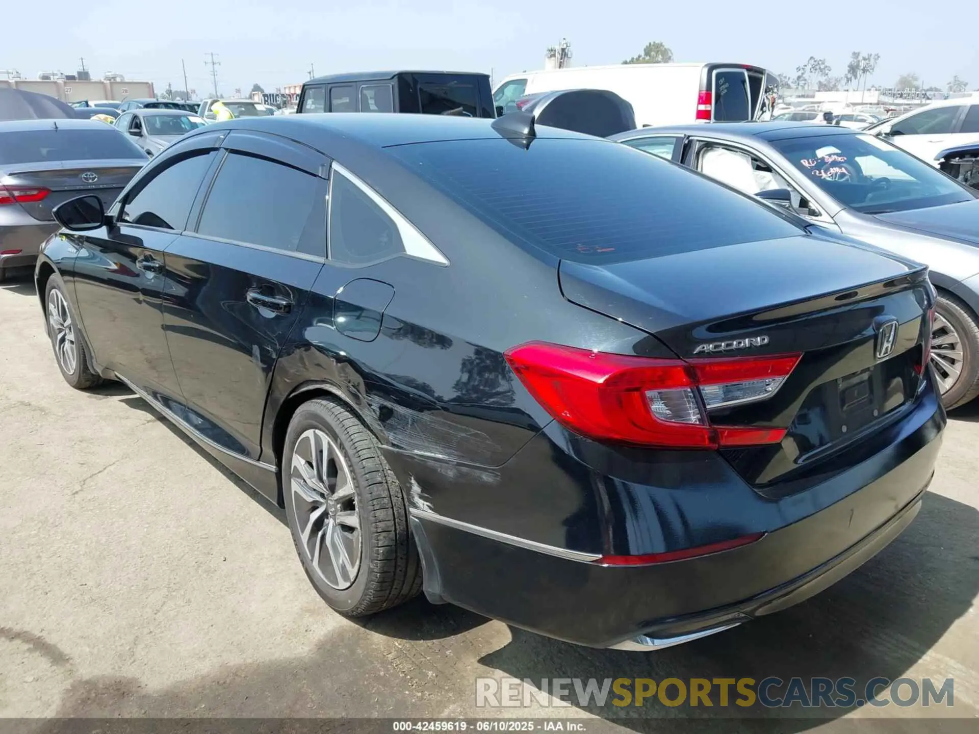 3 Photograph of a damaged car 1HGCV3F47LA001978 HONDA ACCORD 2020