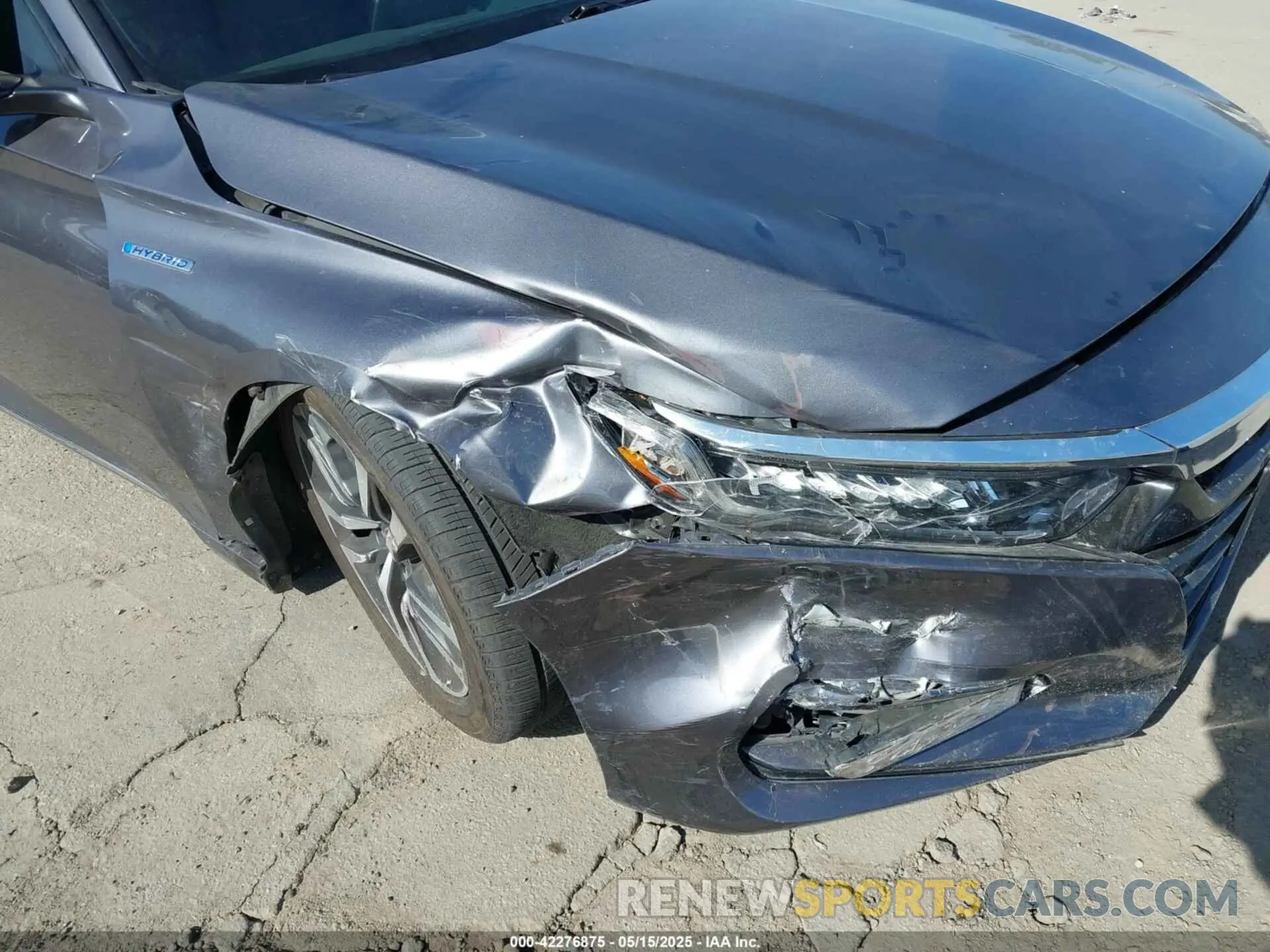 6 Photograph of a damaged car 1HGCV3F49LA011072 HONDA ACCORD 2020