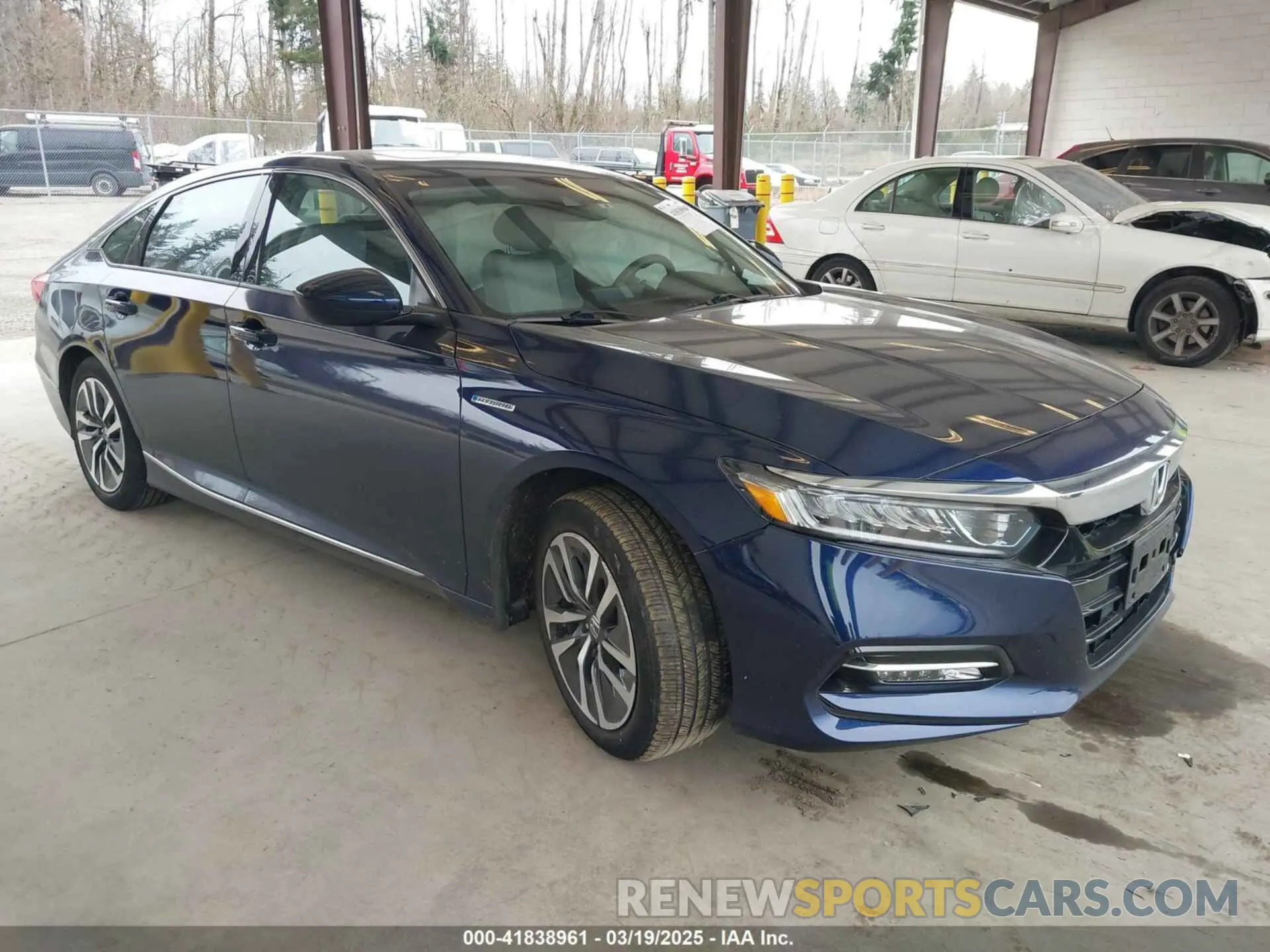 1 Photograph of a damaged car 1HGCV3F4XLA008004 HONDA ACCORD 2020