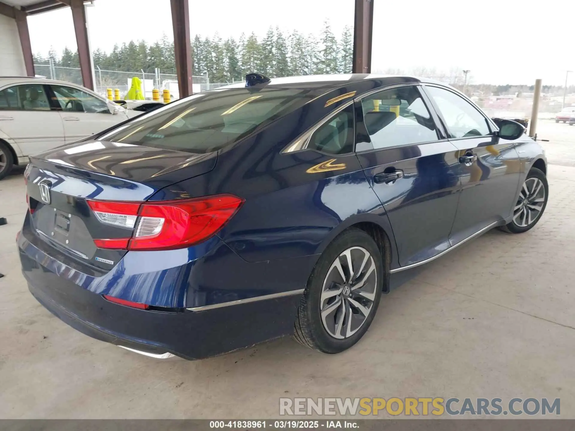 4 Photograph of a damaged car 1HGCV3F4XLA008004 HONDA ACCORD 2020