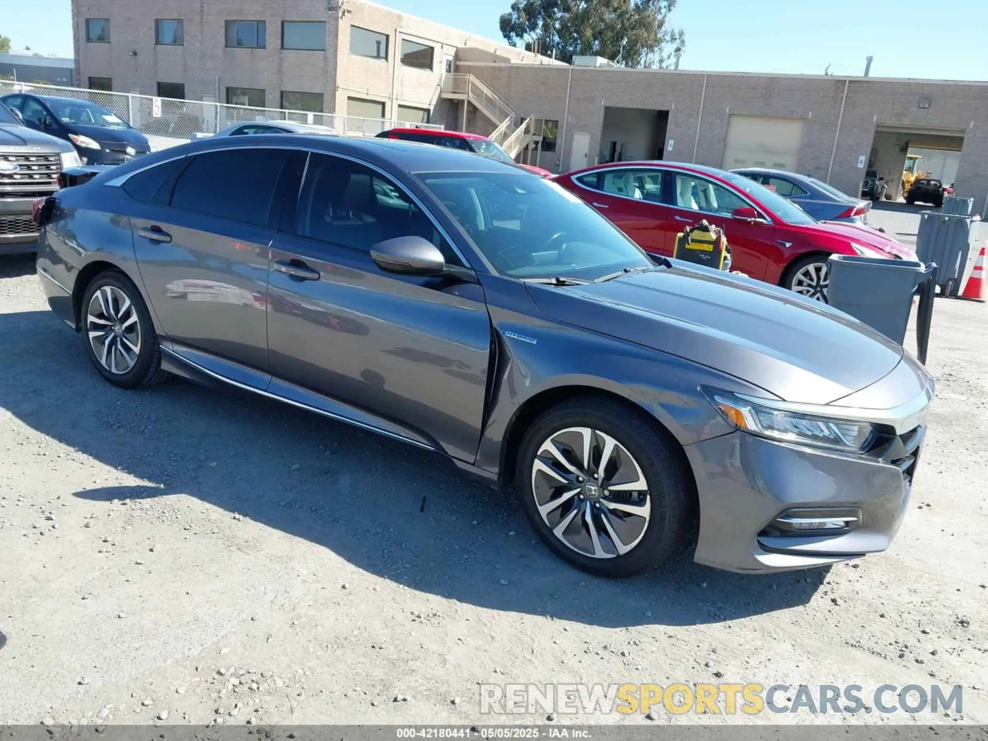 1 Photograph of a damaged car 1HGCV3F52LA005882 HONDA ACCORD 2020