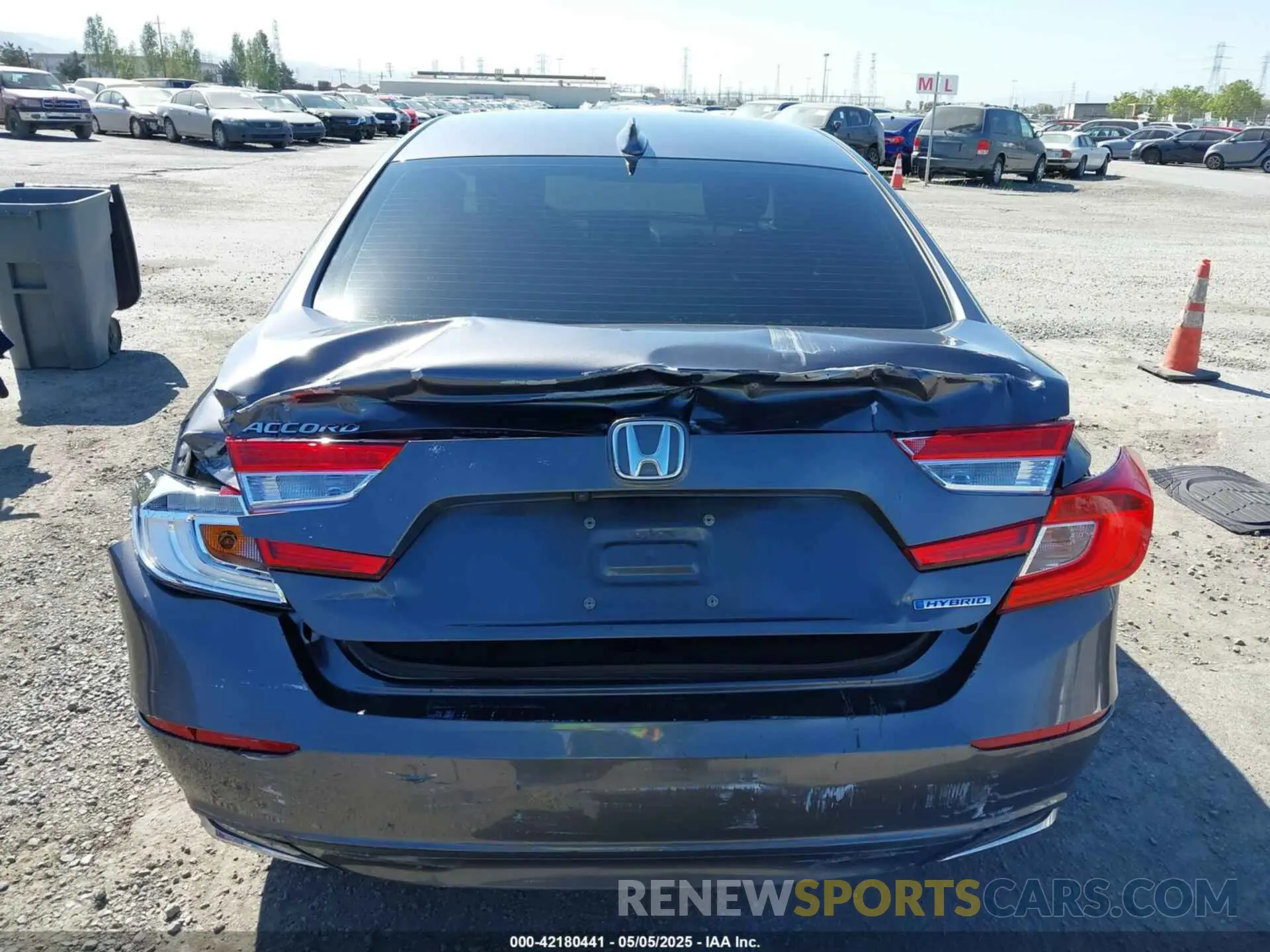 15 Photograph of a damaged car 1HGCV3F52LA005882 HONDA ACCORD 2020