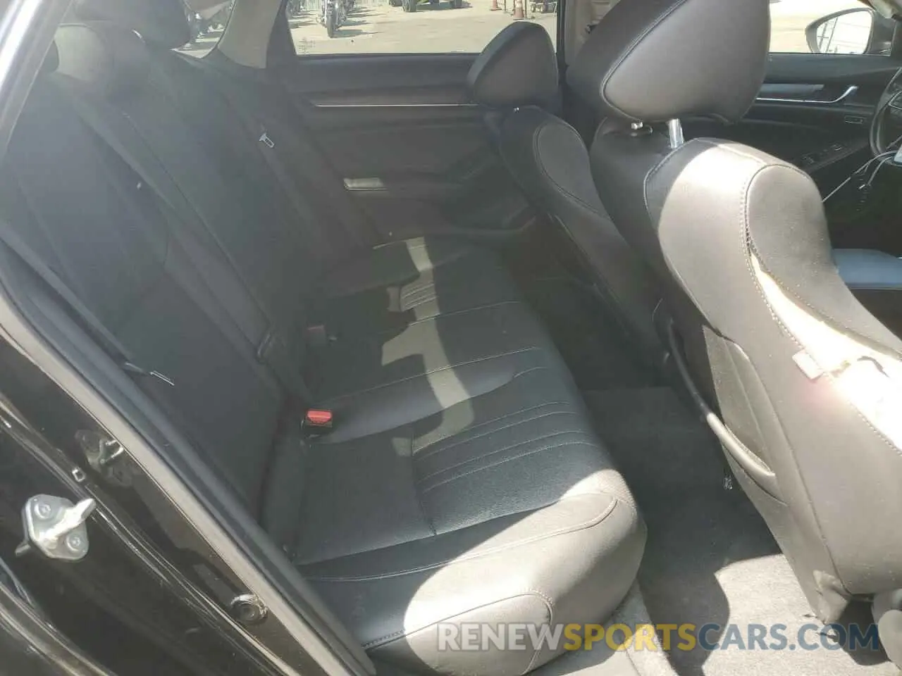 10 Photograph of a damaged car 1HGCV3F52LA015182 HONDA ACCORD 2020