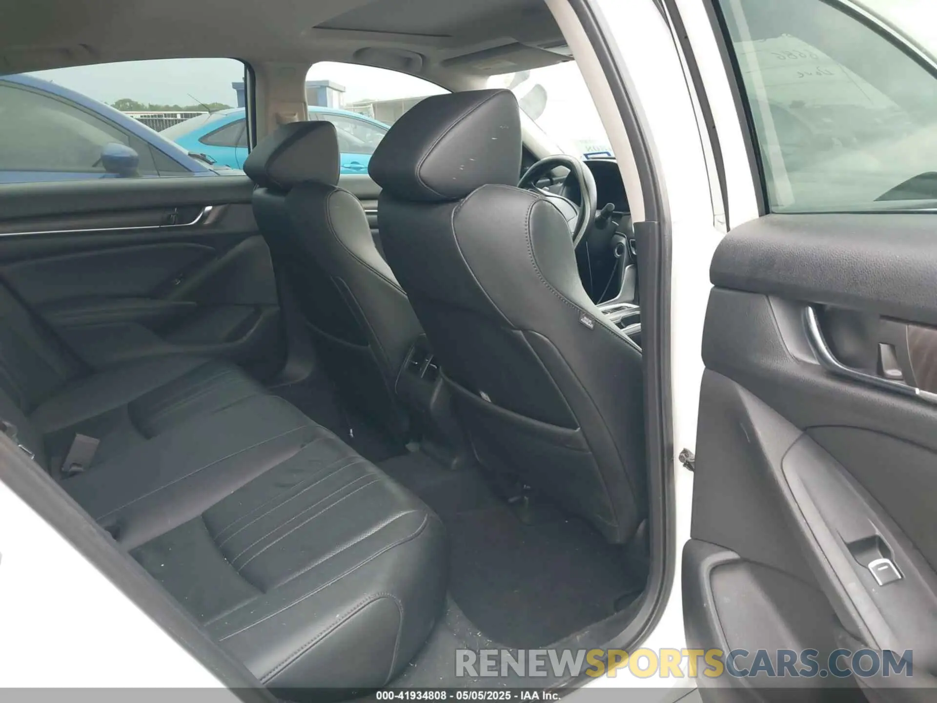 8 Photograph of a damaged car 1HGCV3F57LA010768 HONDA ACCORD 2020