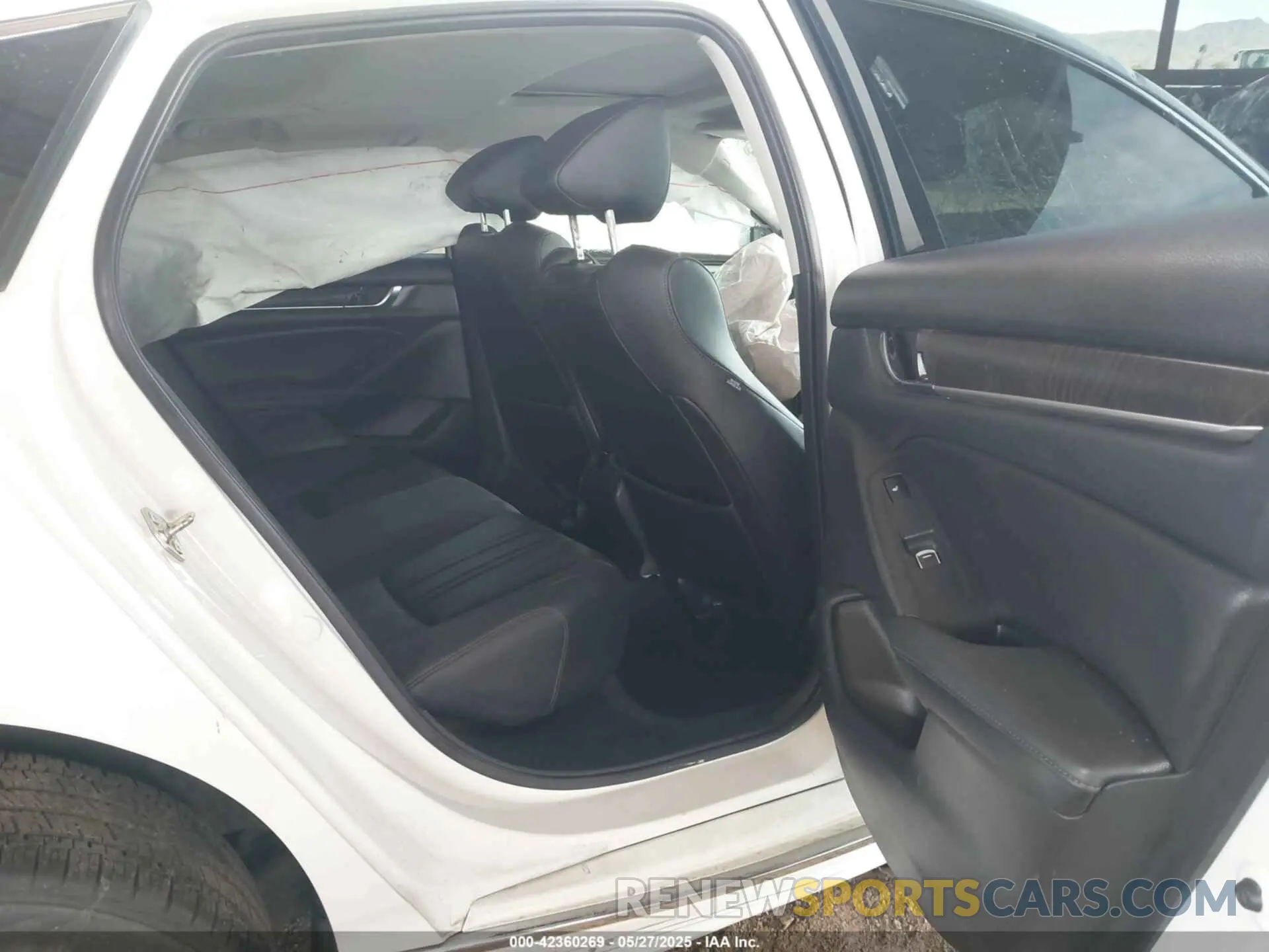 8 Photograph of a damaged car 1HGCV3F90LA002627 HONDA ACCORD 2020