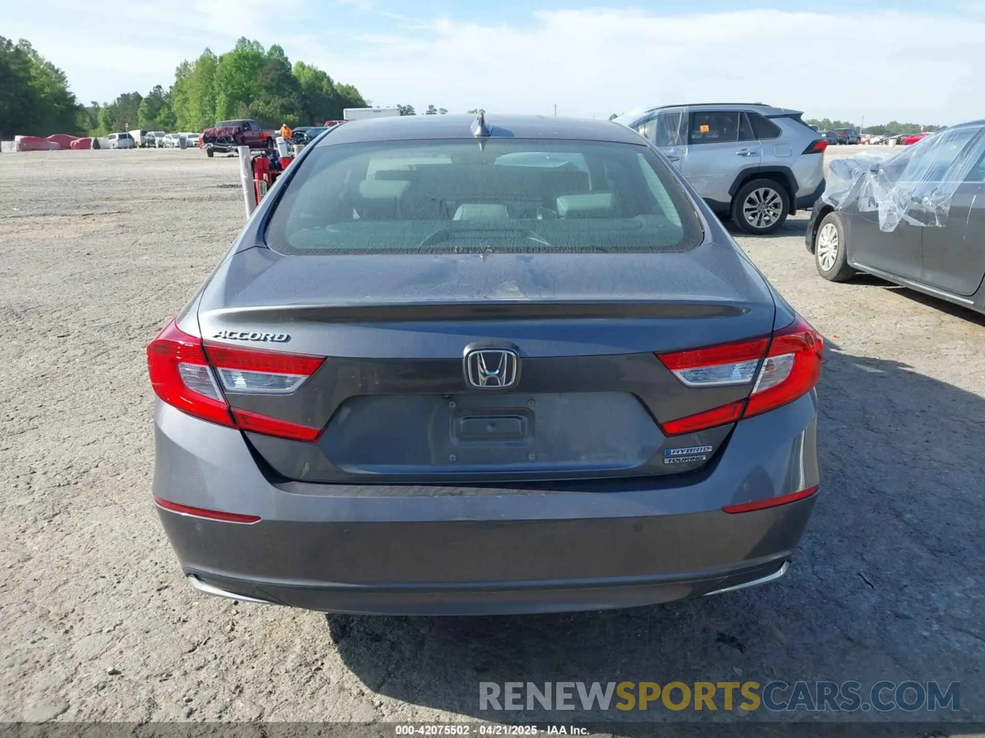 17 Photograph of a damaged car 1HGCV3F90LA013434 HONDA ACCORD 2020