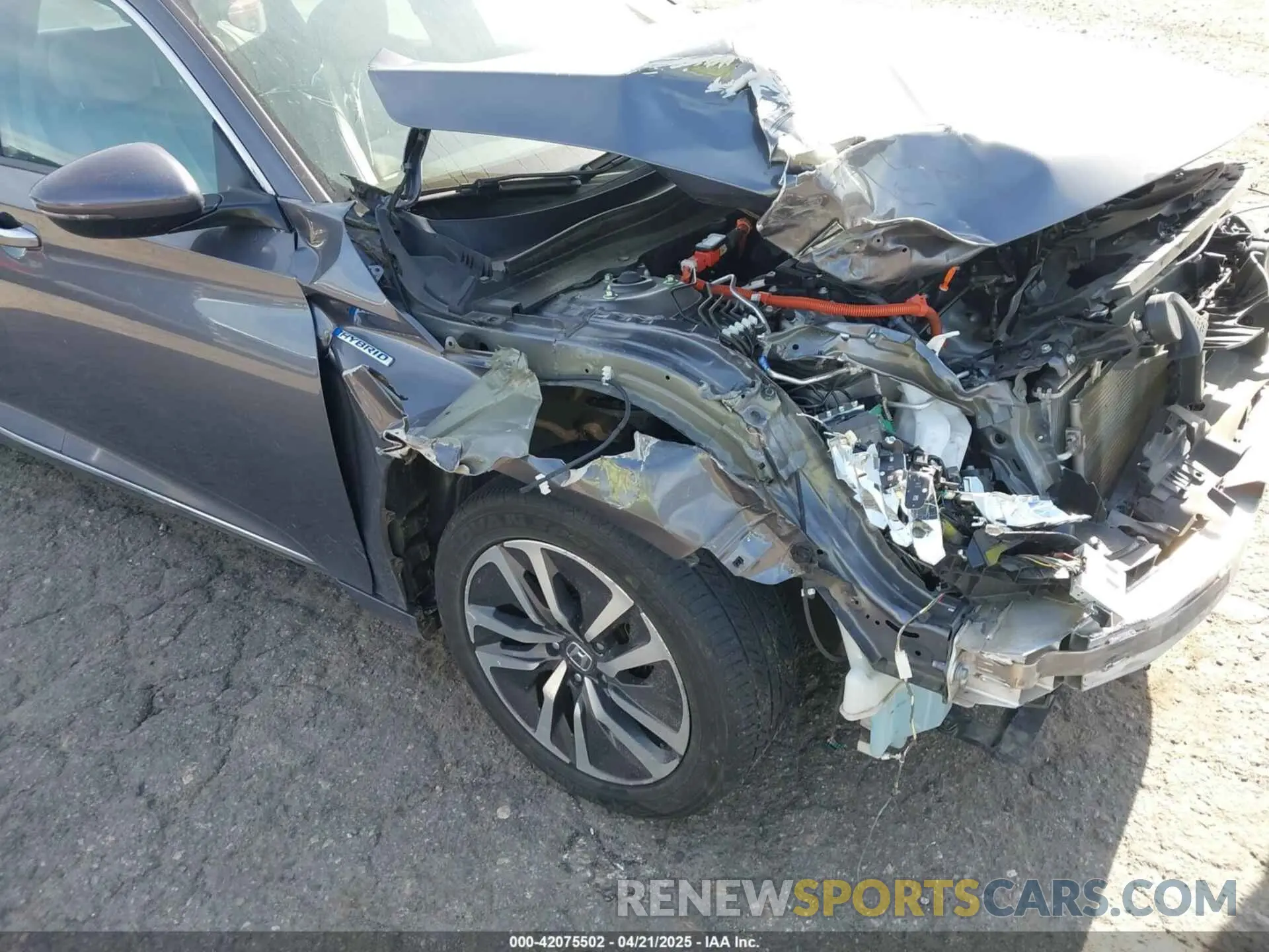 6 Photograph of a damaged car 1HGCV3F90LA013434 HONDA ACCORD 2020
