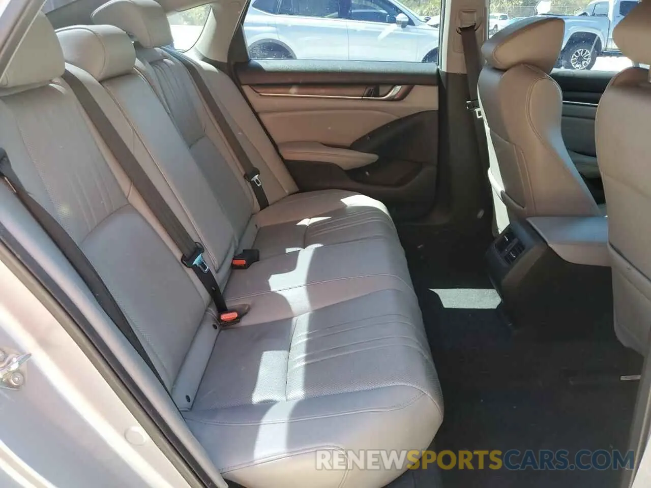 10 Photograph of a damaged car 1HGCV3F91LA006220 HONDA ACCORD 2020