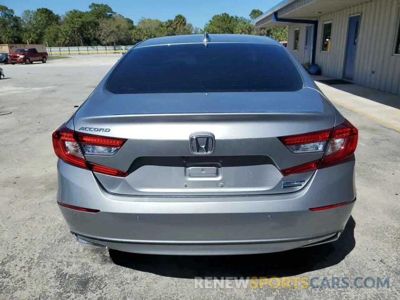 6 Photograph of a damaged car 1HGCV3F91LA006220 HONDA ACCORD 2020