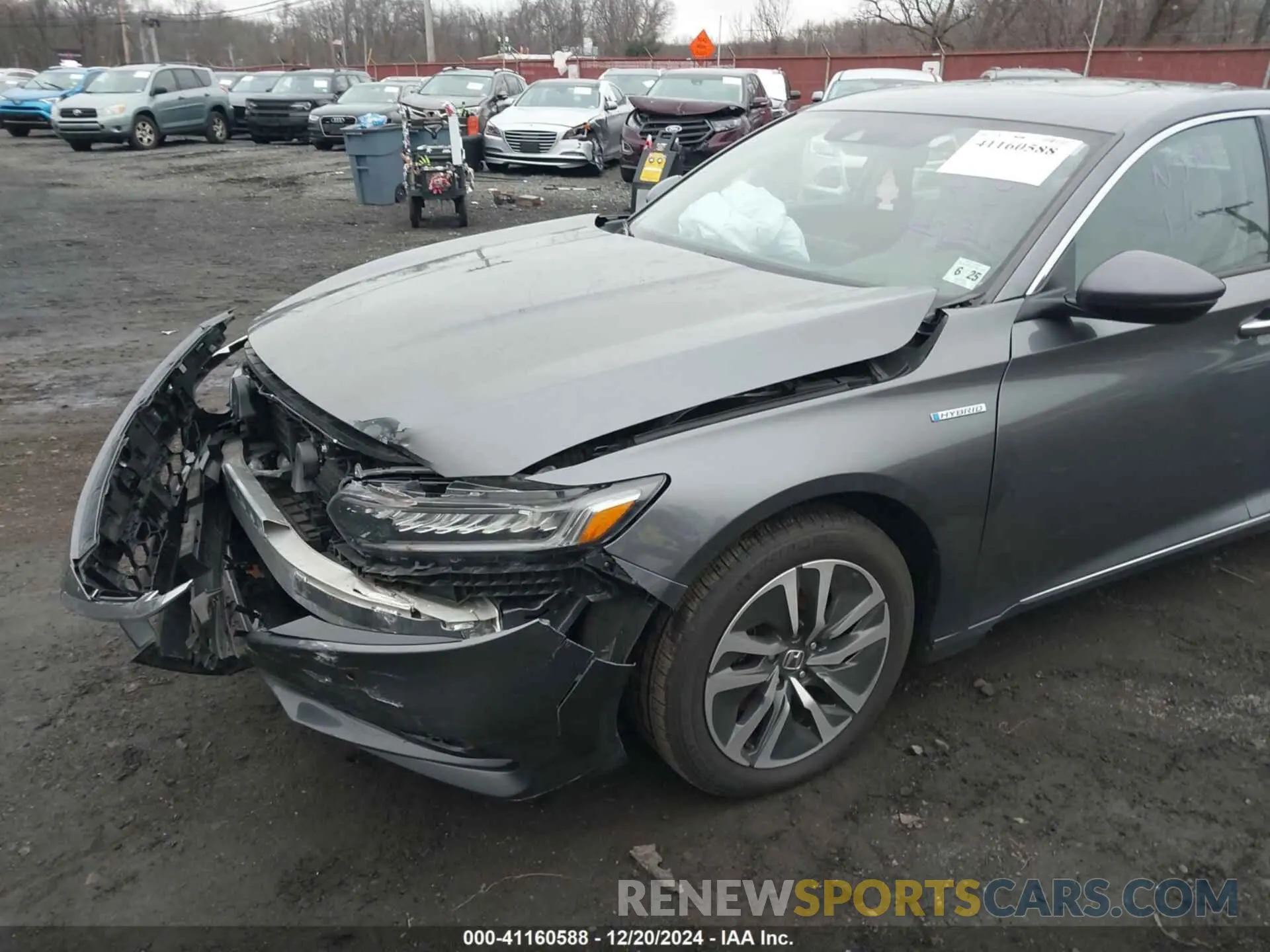 17 Photograph of a damaged car 1HGCV3F91LA009294 HONDA ACCORD 2020