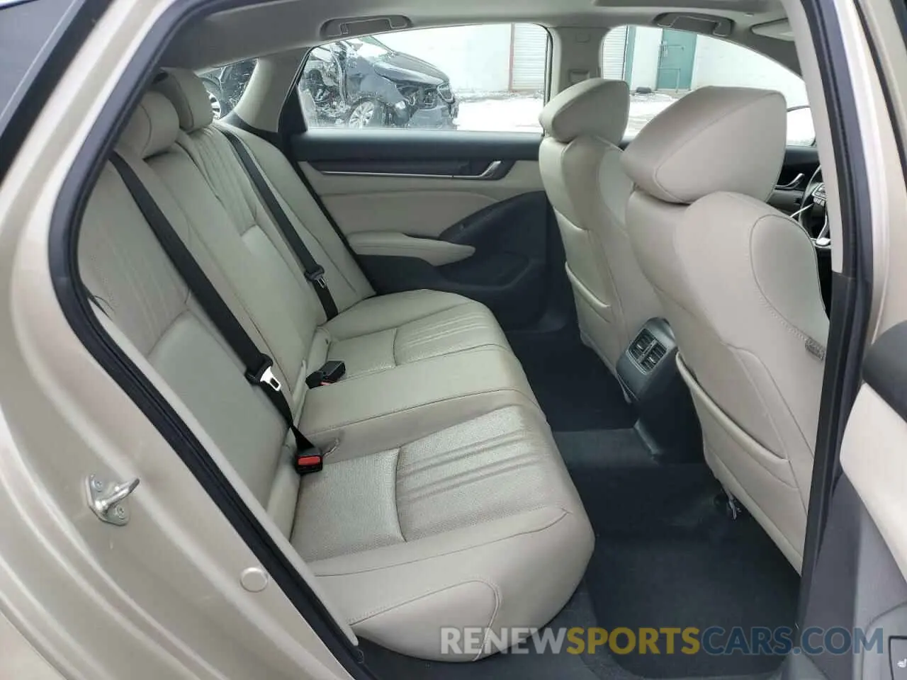 10 Photograph of a damaged car 1HGCV3F91LA015824 HONDA ACCORD 2020