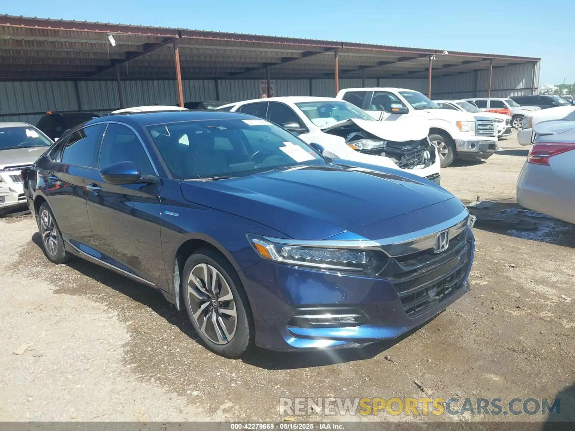 1 Photograph of a damaged car 1HGCV3F92LA008753 HONDA ACCORD 2020
