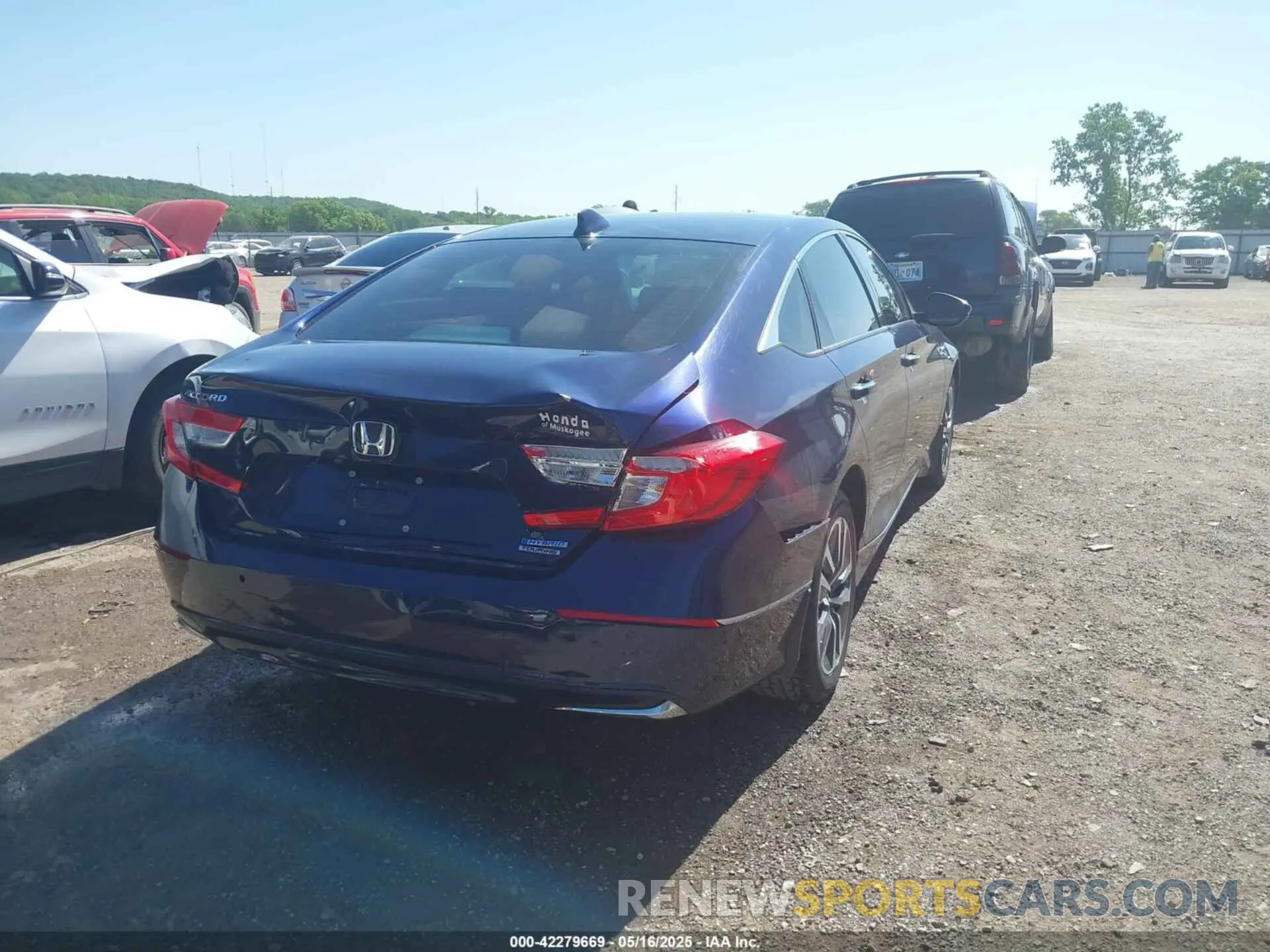 4 Photograph of a damaged car 1HGCV3F92LA008753 HONDA ACCORD 2020
