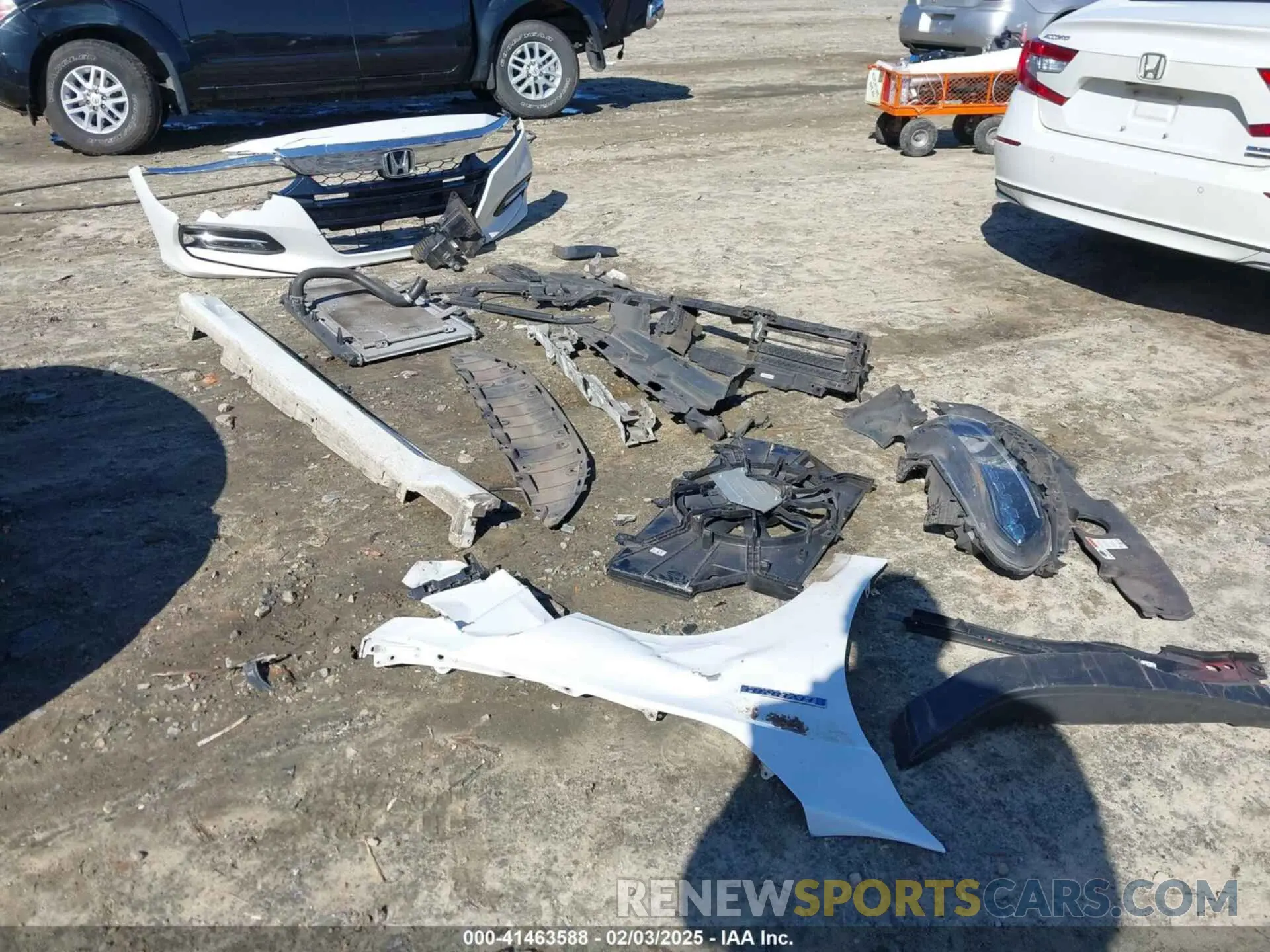 18 Photograph of a damaged car 1HGCV3F93LA003917 HONDA ACCORD 2020