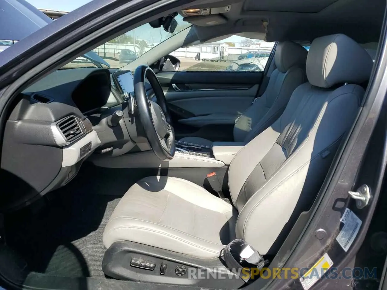 7 Photograph of a damaged car 1HGCV3F93LA010799 HONDA ACCORD 2020