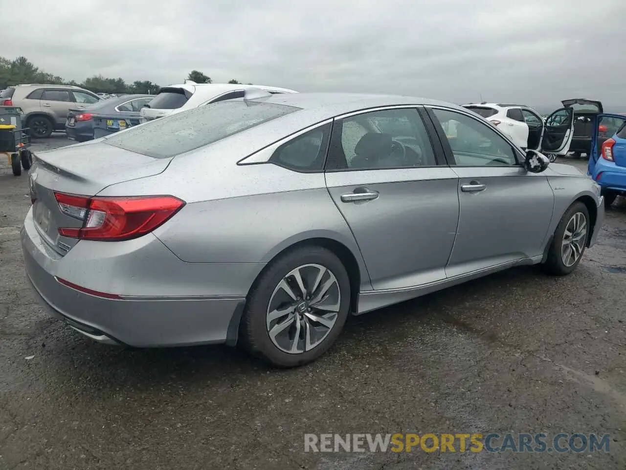 3 Photograph of a damaged car 1HGCV3F95LA003482 HONDA ACCORD 2020