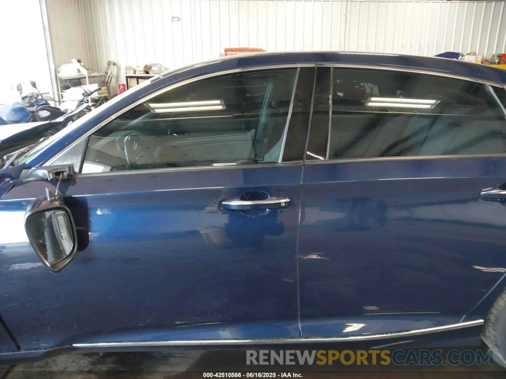 15 Photograph of a damaged car 1HGCV3F95LA012182 HONDA ACCORD 2020