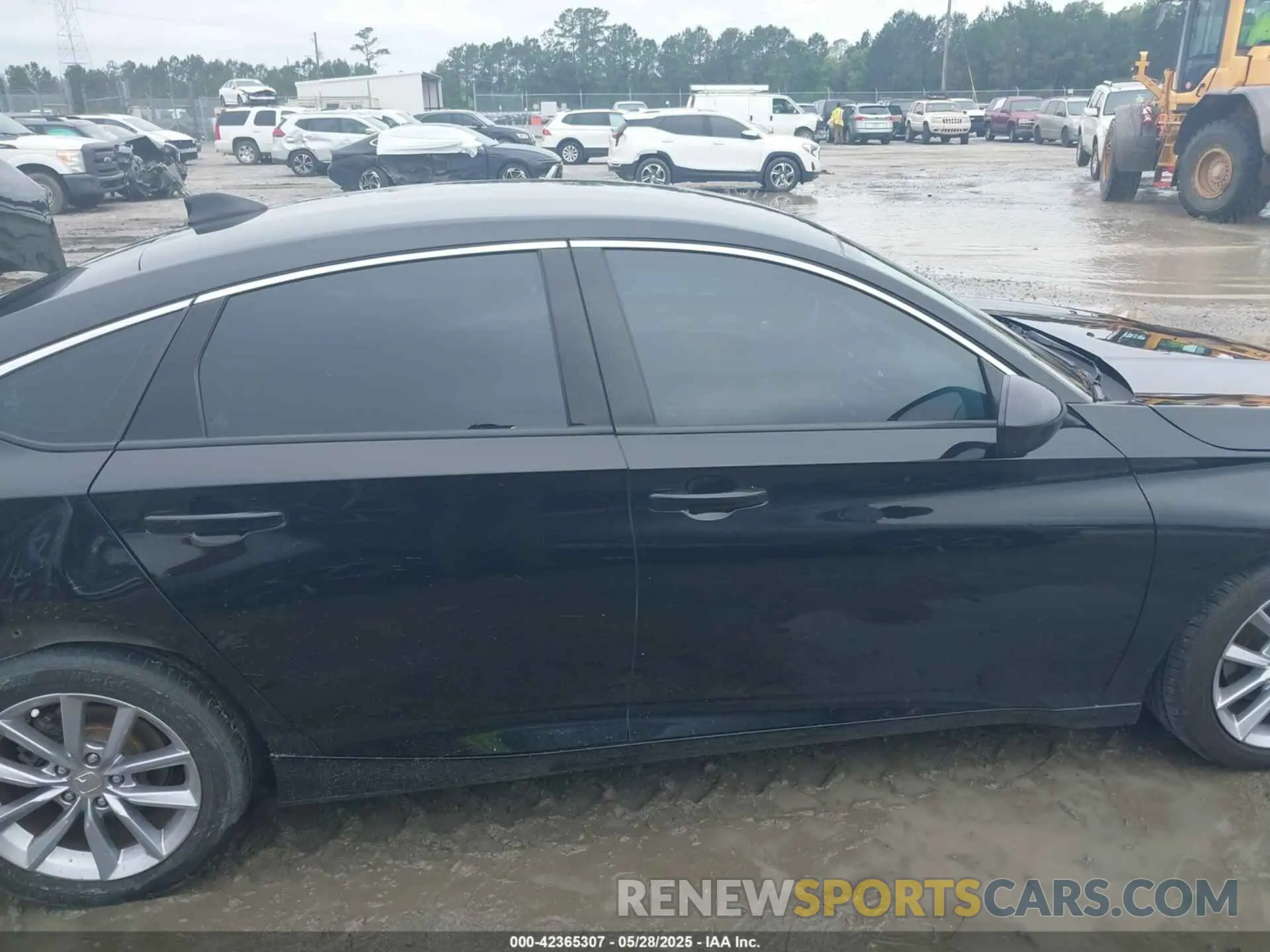 13 Photograph of a damaged car 1HGCV1F10MA026684 HONDA ACCORD 2021