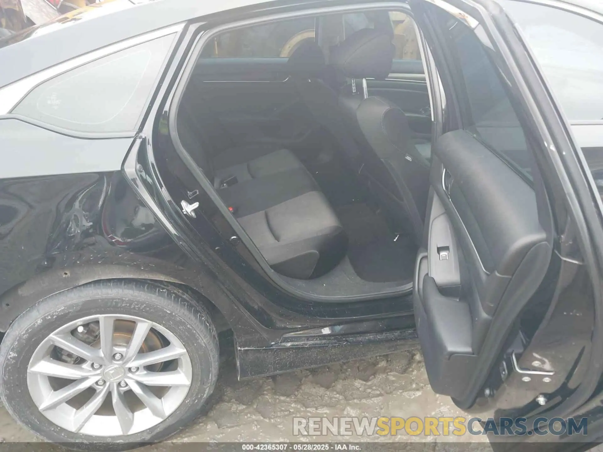 8 Photograph of a damaged car 1HGCV1F10MA026684 HONDA ACCORD 2021
