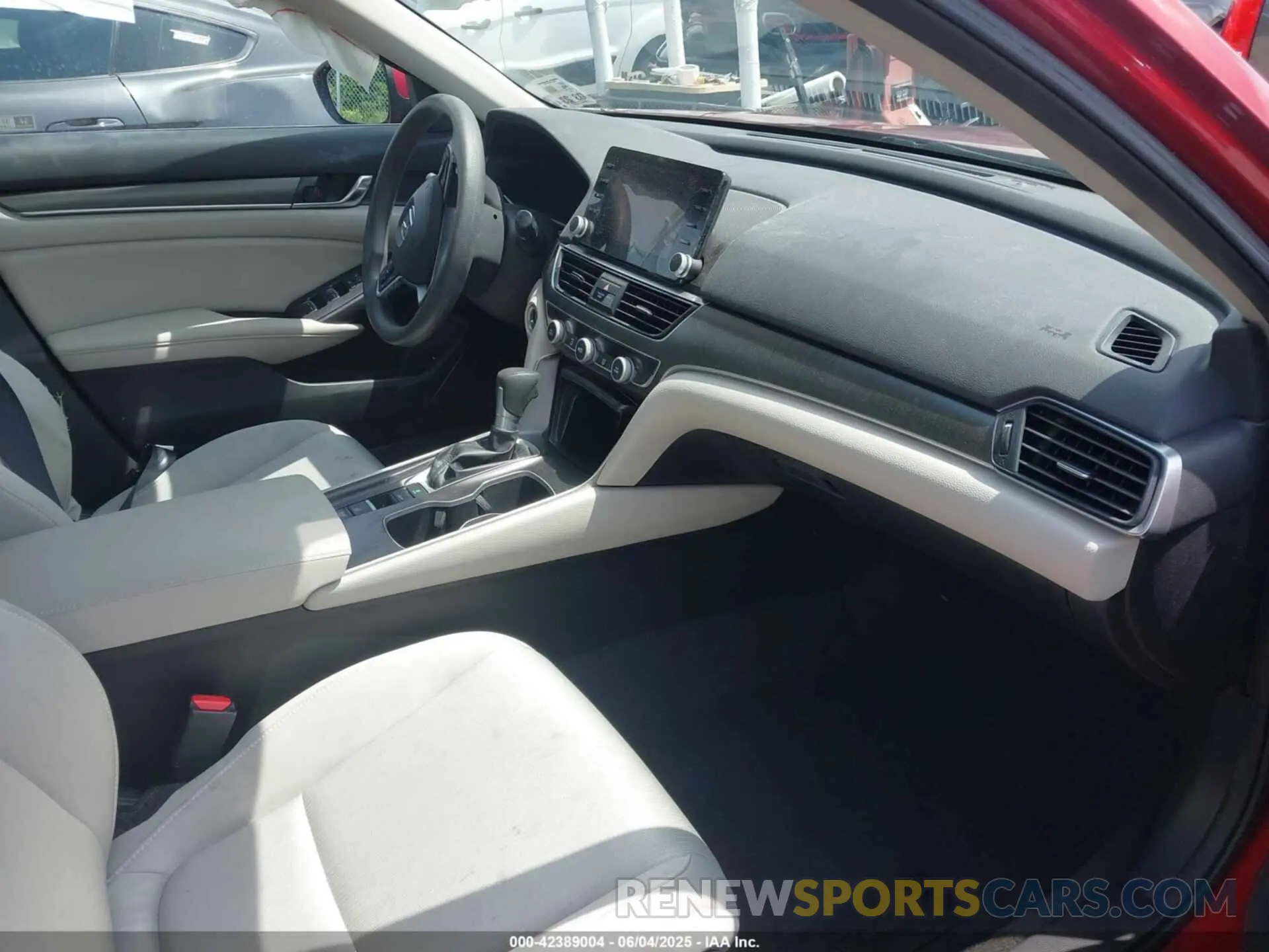 5 Photograph of a damaged car 1HGCV1F10MA028435 HONDA ACCORD 2021