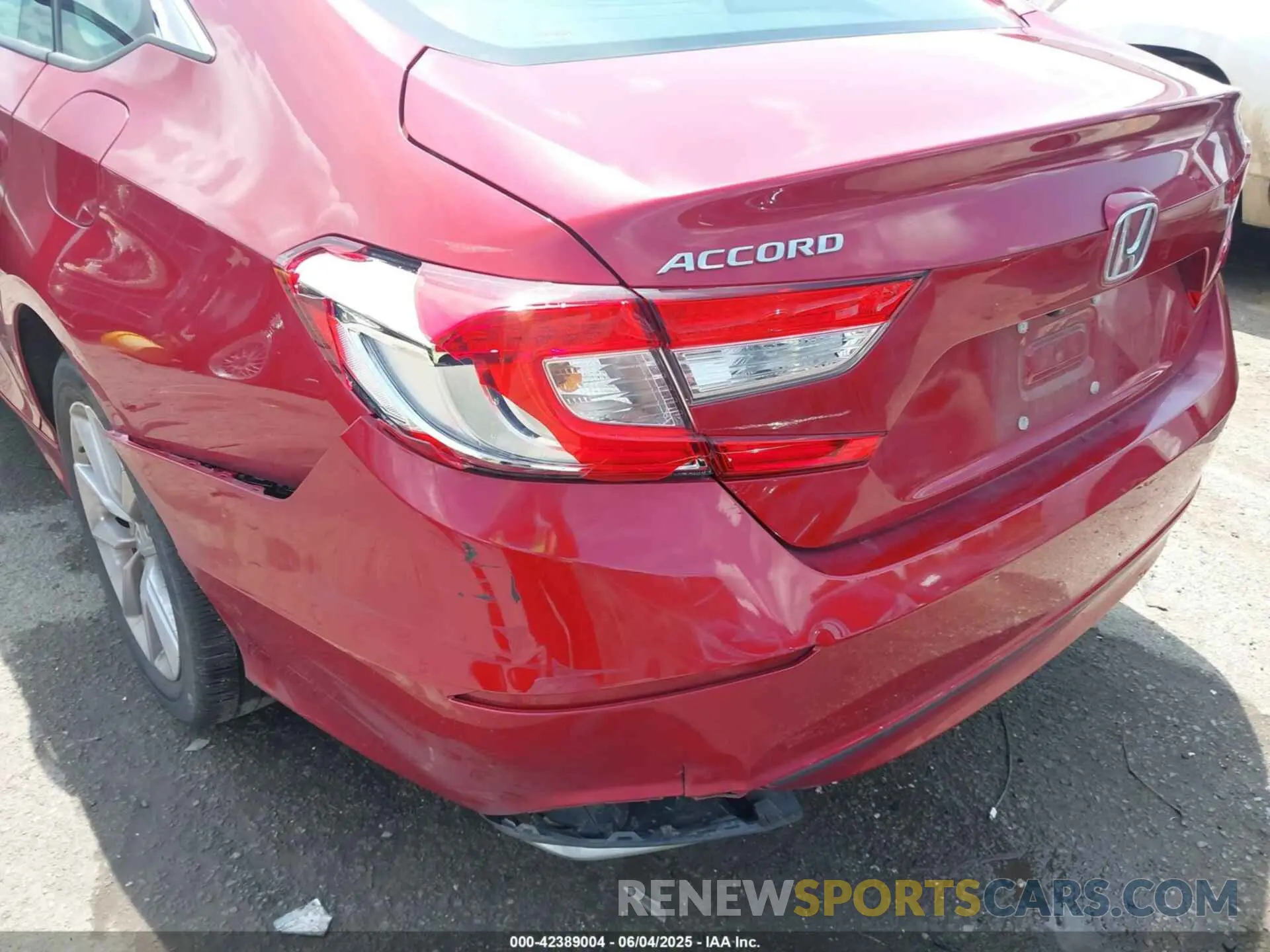 6 Photograph of a damaged car 1HGCV1F10MA028435 HONDA ACCORD 2021