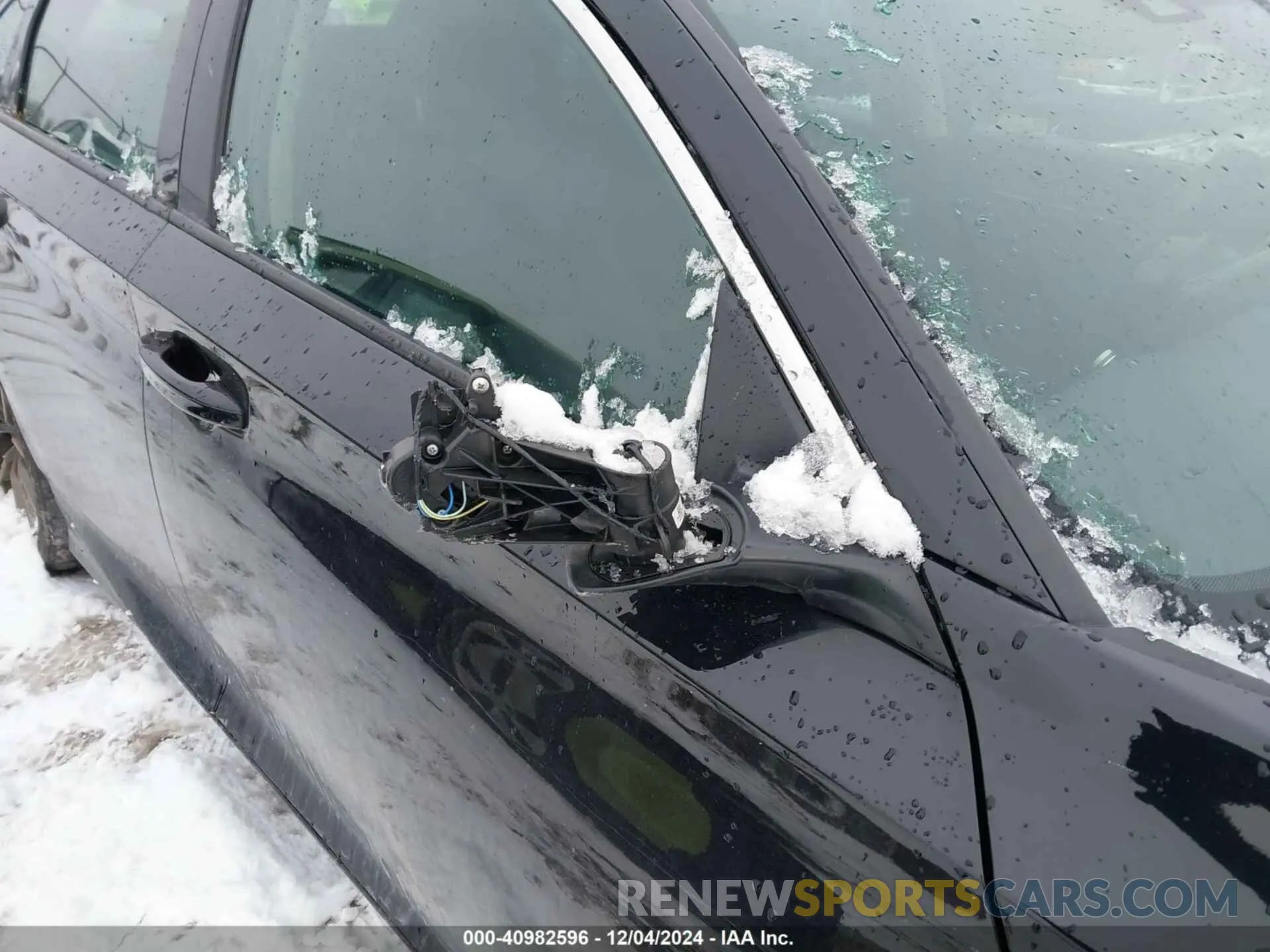17 Photograph of a damaged car 1HGCV1F11MA017525 HONDA ACCORD 2021