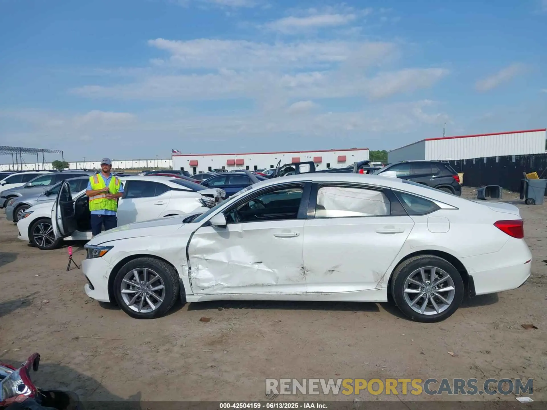 14 Photograph of a damaged car 1HGCV1F12MA107539 HONDA ACCORD 2021