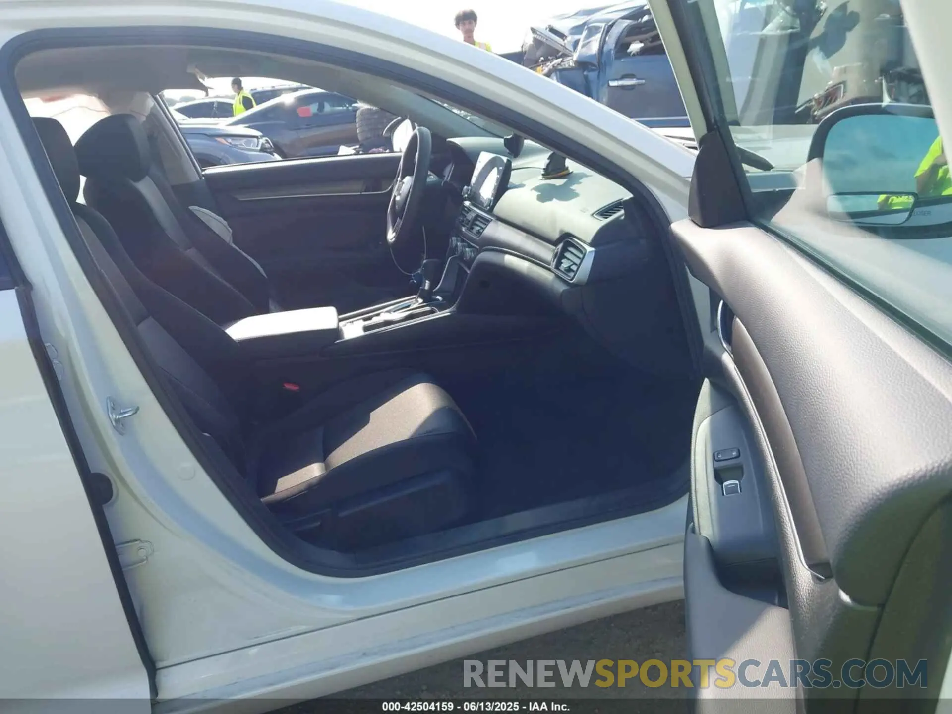 5 Photograph of a damaged car 1HGCV1F12MA107539 HONDA ACCORD 2021