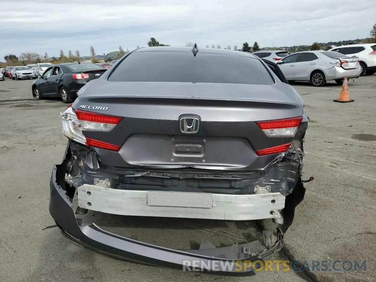 6 Photograph of a damaged car 1HGCV1F13MA047464 HONDA ACCORD 2021