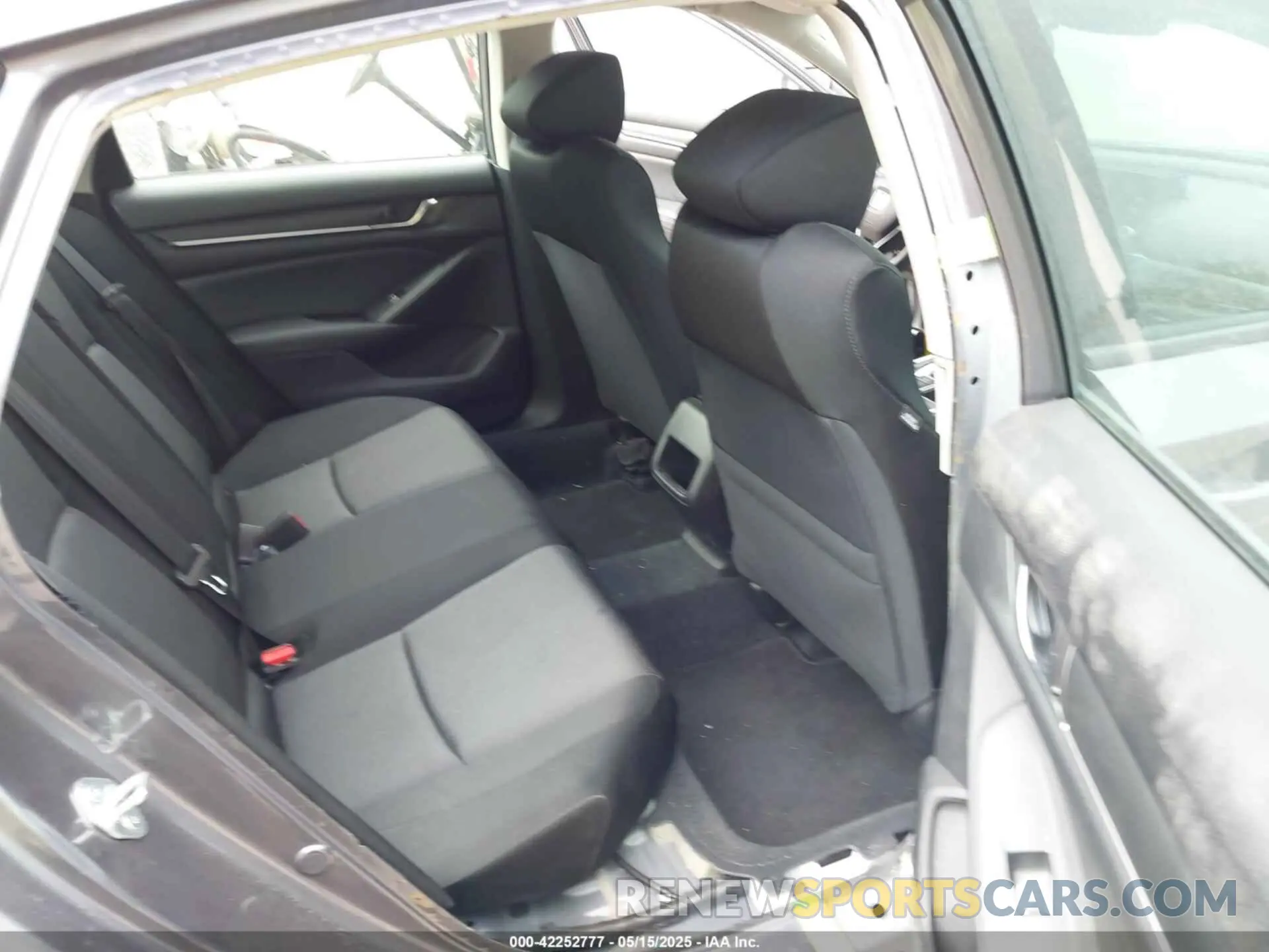 19 Photograph of a damaged car 1HGCV1F13MA085518 HONDA ACCORD 2021