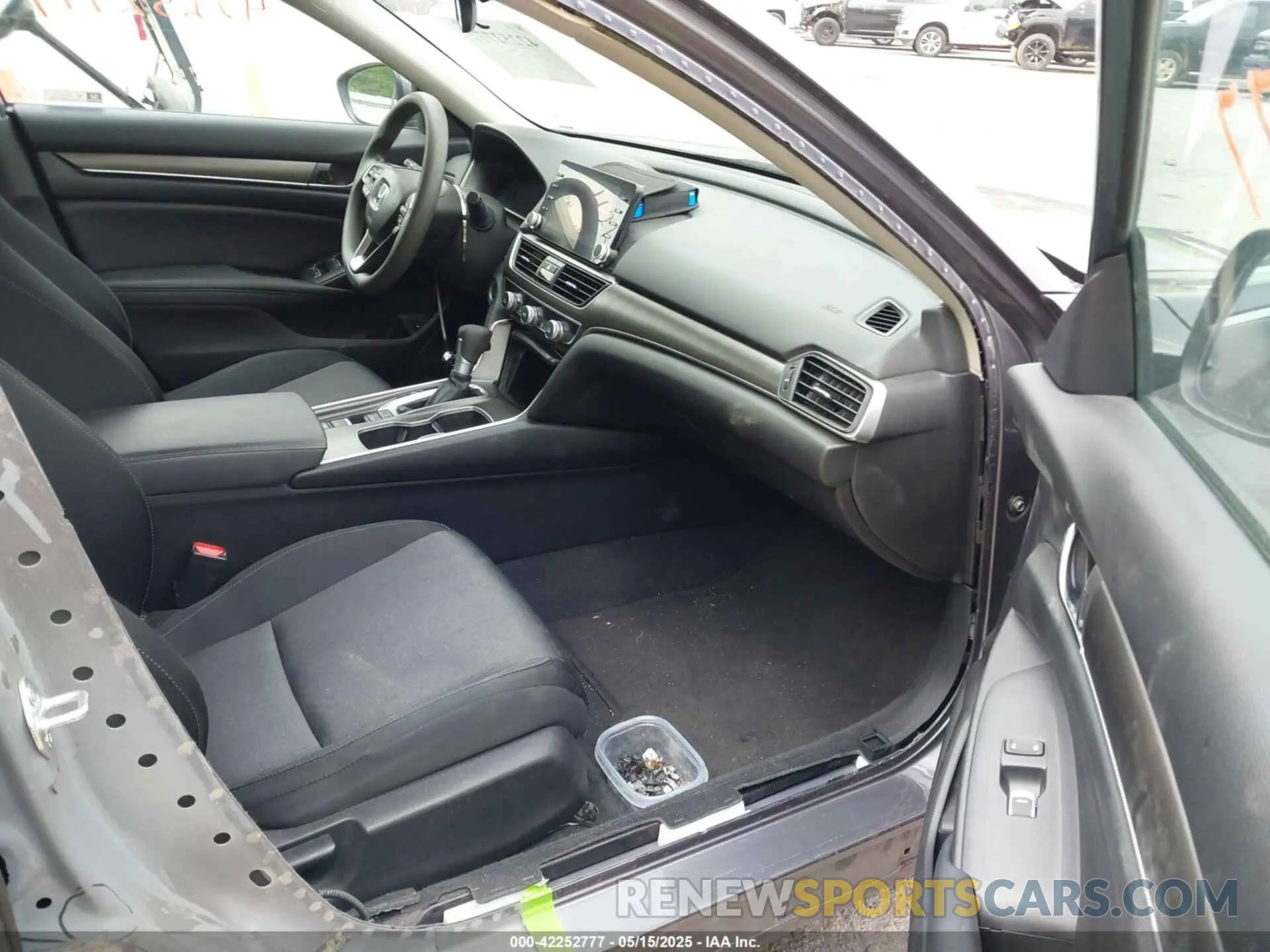 5 Photograph of a damaged car 1HGCV1F13MA085518 HONDA ACCORD 2021