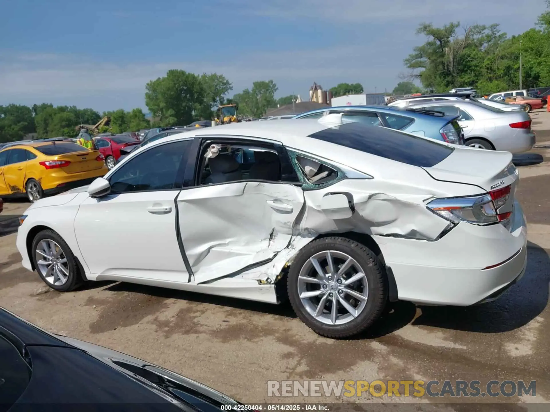 13 Photograph of a damaged car 1HGCV1F17MA002754 HONDA ACCORD 2021