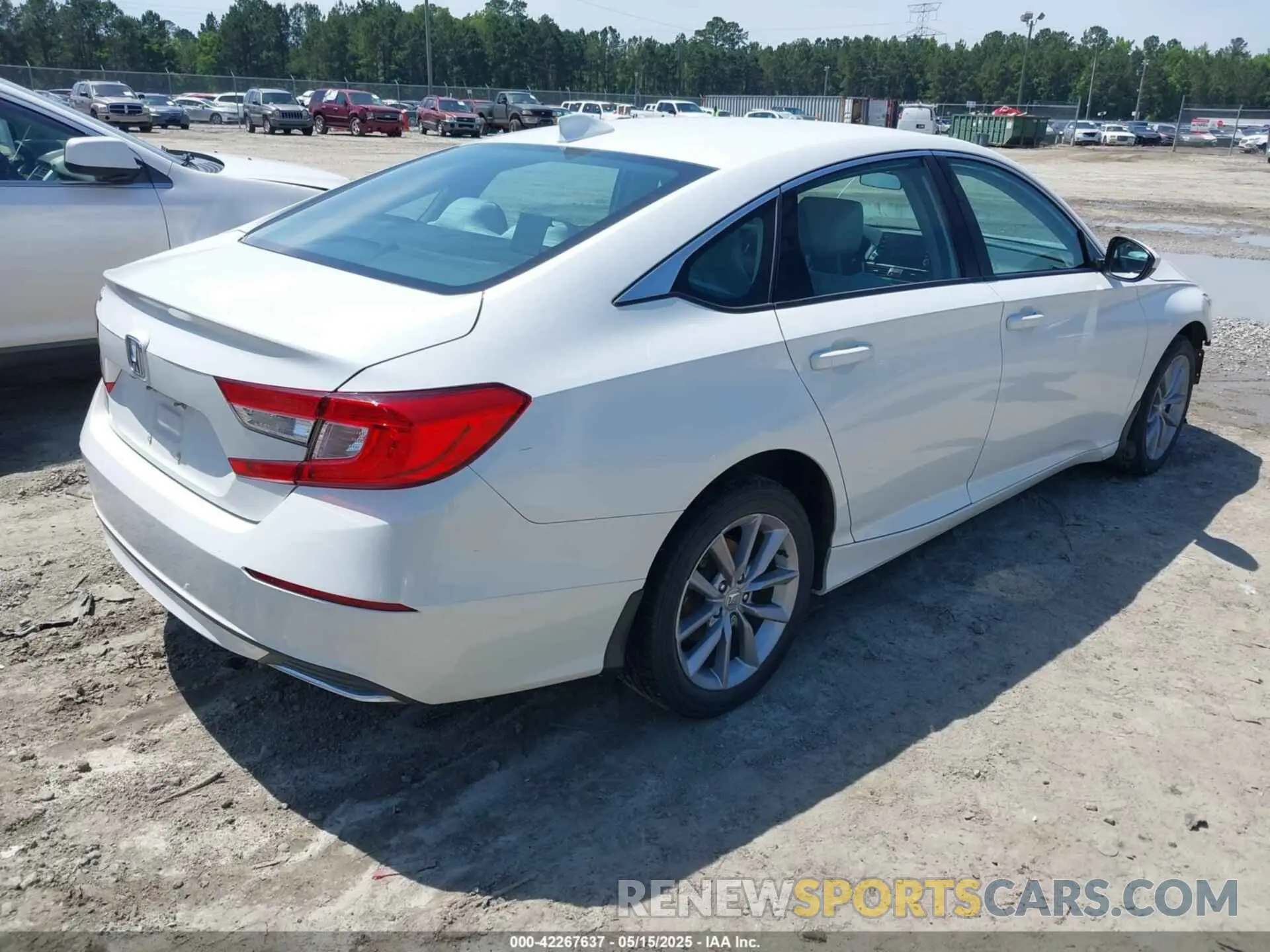4 Photograph of a damaged car 1HGCV1F17MA046284 HONDA ACCORD 2021