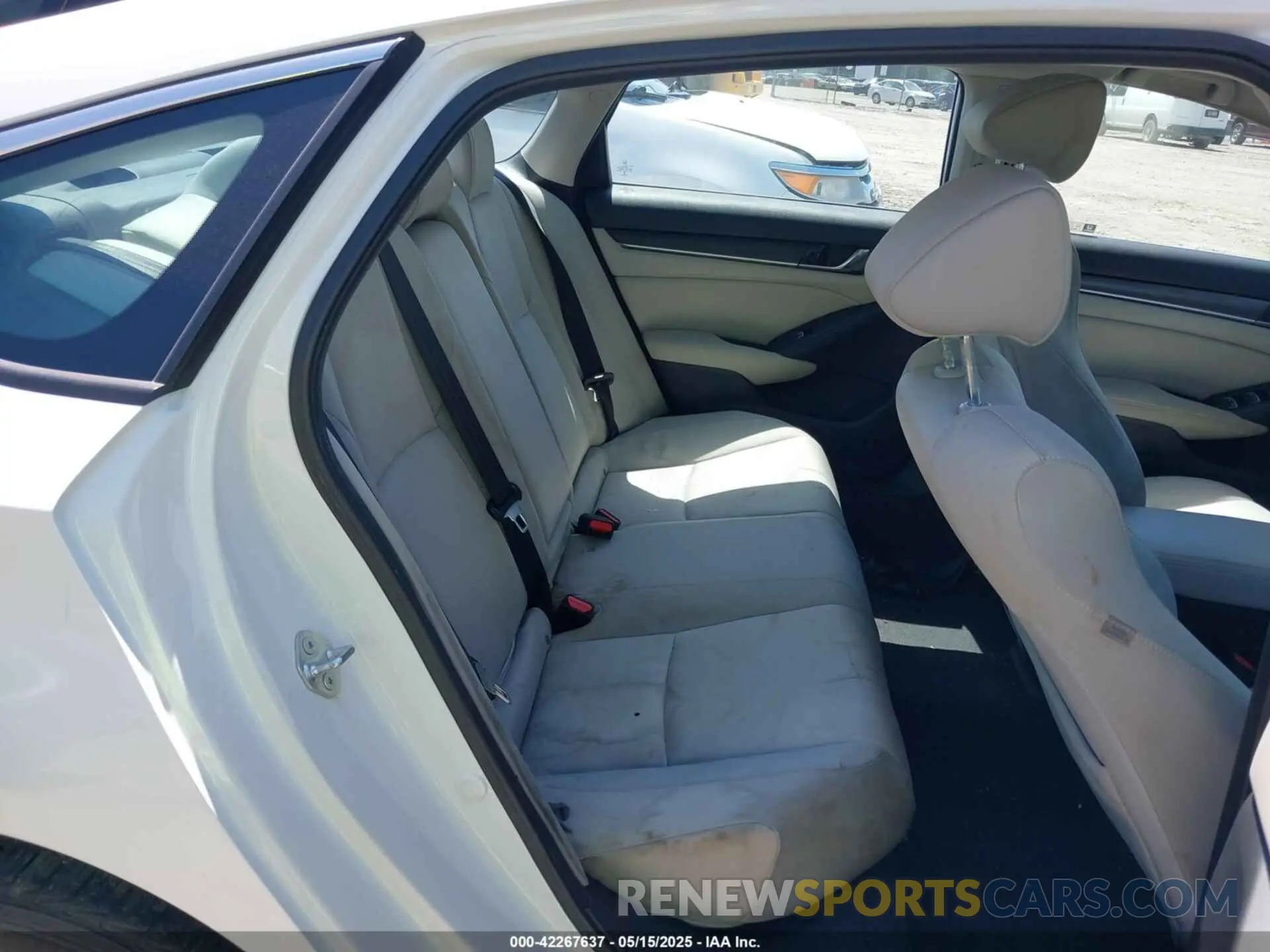 8 Photograph of a damaged car 1HGCV1F17MA046284 HONDA ACCORD 2021