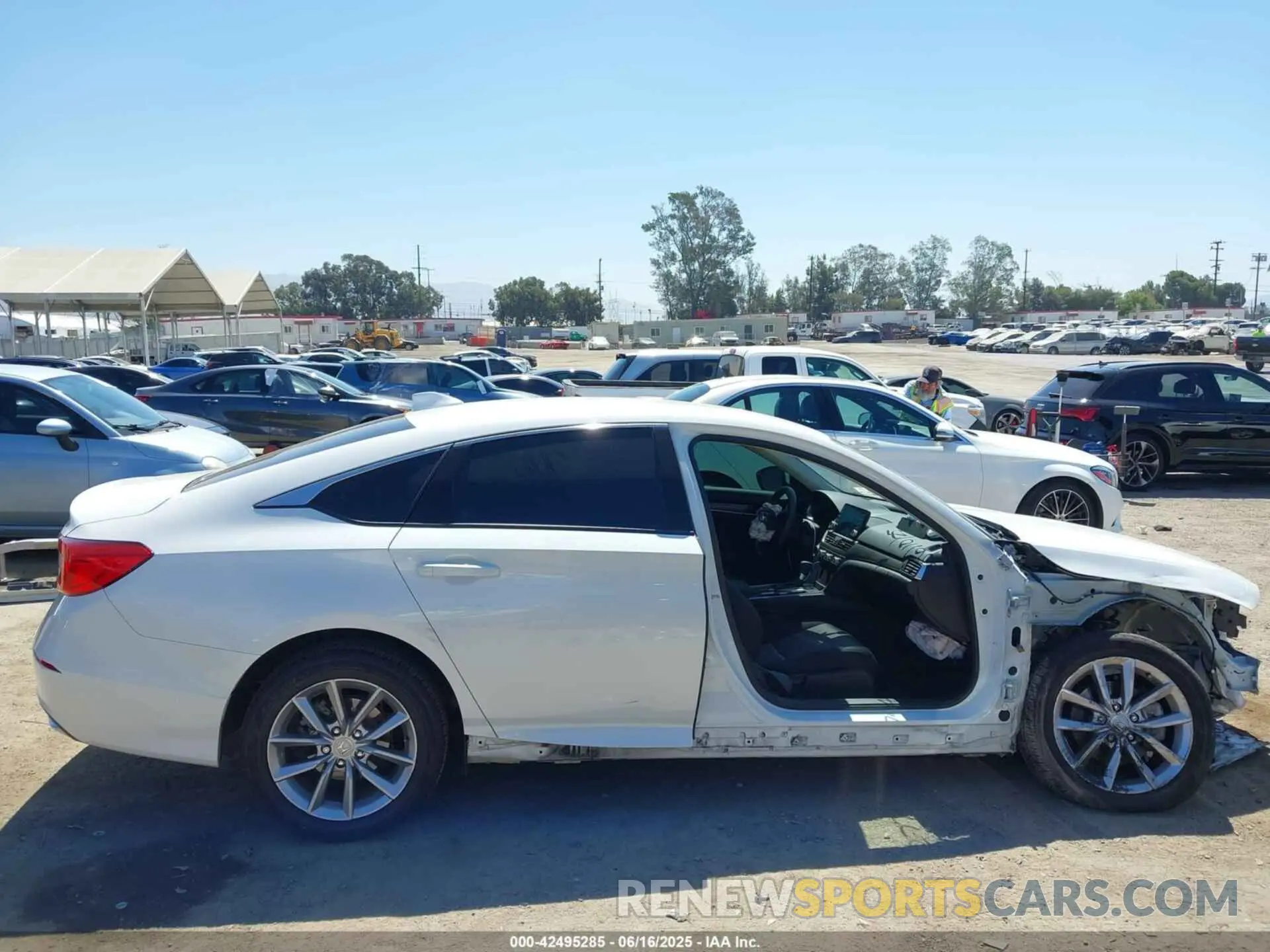 14 Photograph of a damaged car 1HGCV1F18MA008935 HONDA ACCORD 2021