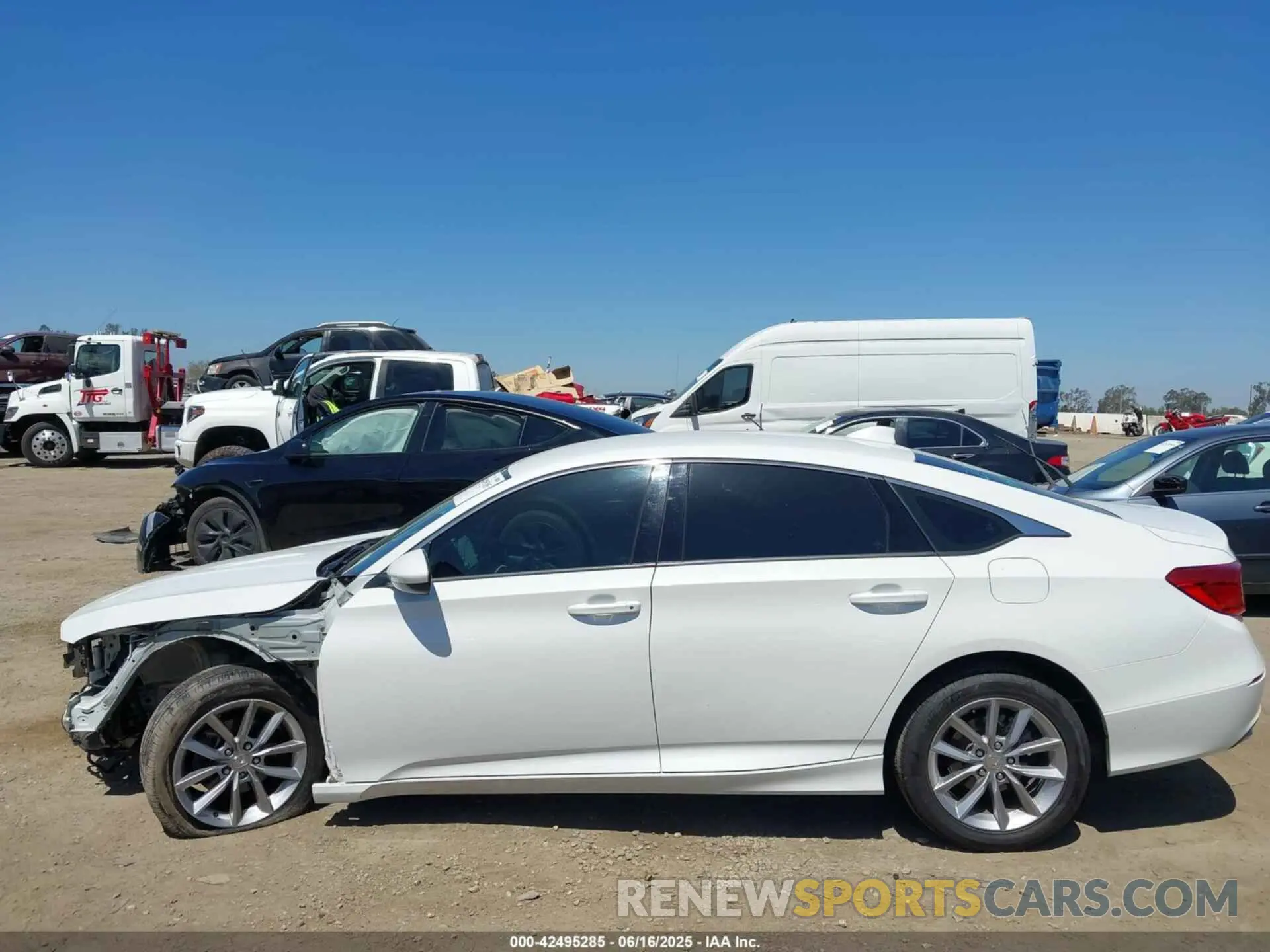 15 Photograph of a damaged car 1HGCV1F18MA008935 HONDA ACCORD 2021
