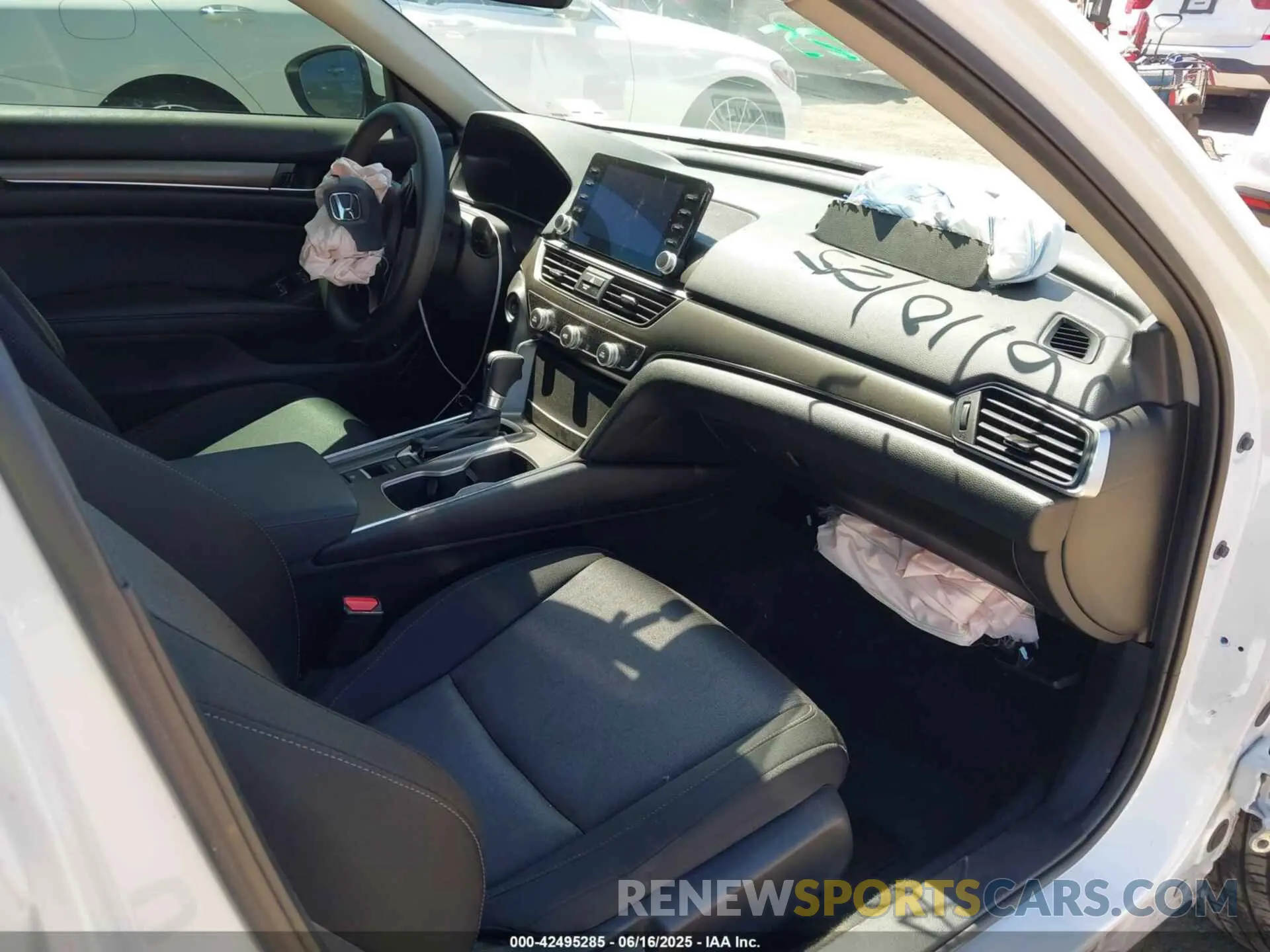 5 Photograph of a damaged car 1HGCV1F18MA008935 HONDA ACCORD 2021