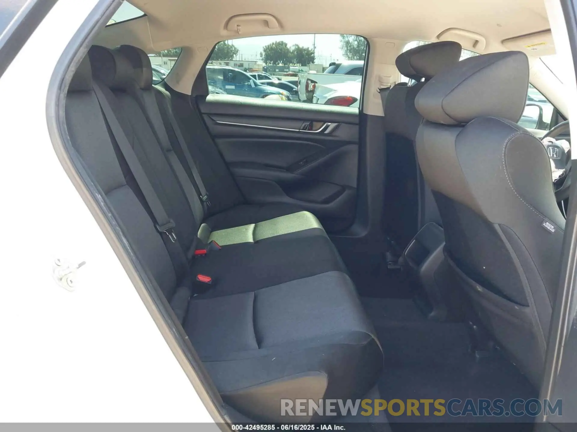 8 Photograph of a damaged car 1HGCV1F18MA008935 HONDA ACCORD 2021