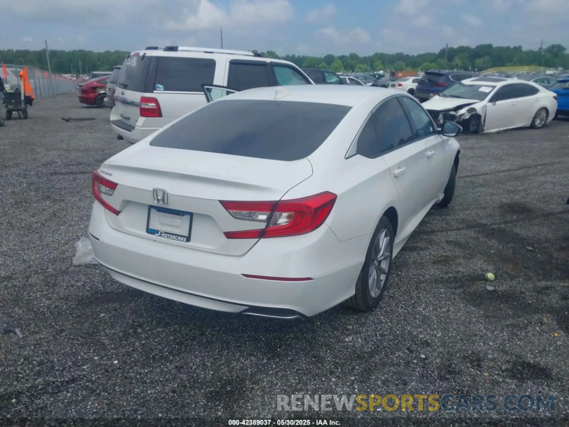 4 Photograph of a damaged car 1HGCV1F19MA118201 HONDA ACCORD 2021