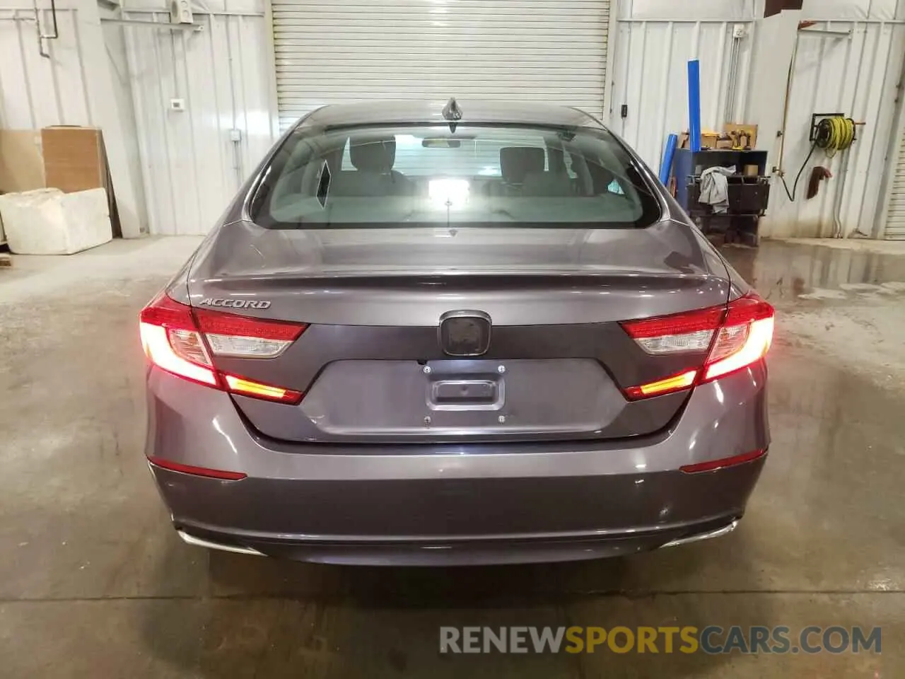 6 Photograph of a damaged car 1HGCV1F1XMA075620 HONDA ACCORD 2021