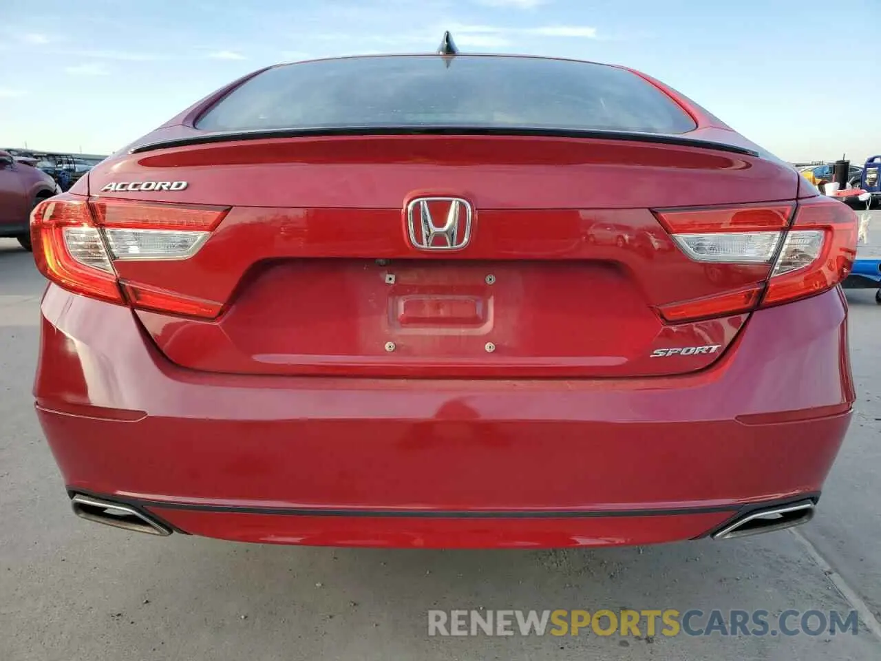 6 Photograph of a damaged car 1HGCV1F30MA061386 HONDA ACCORD 2021