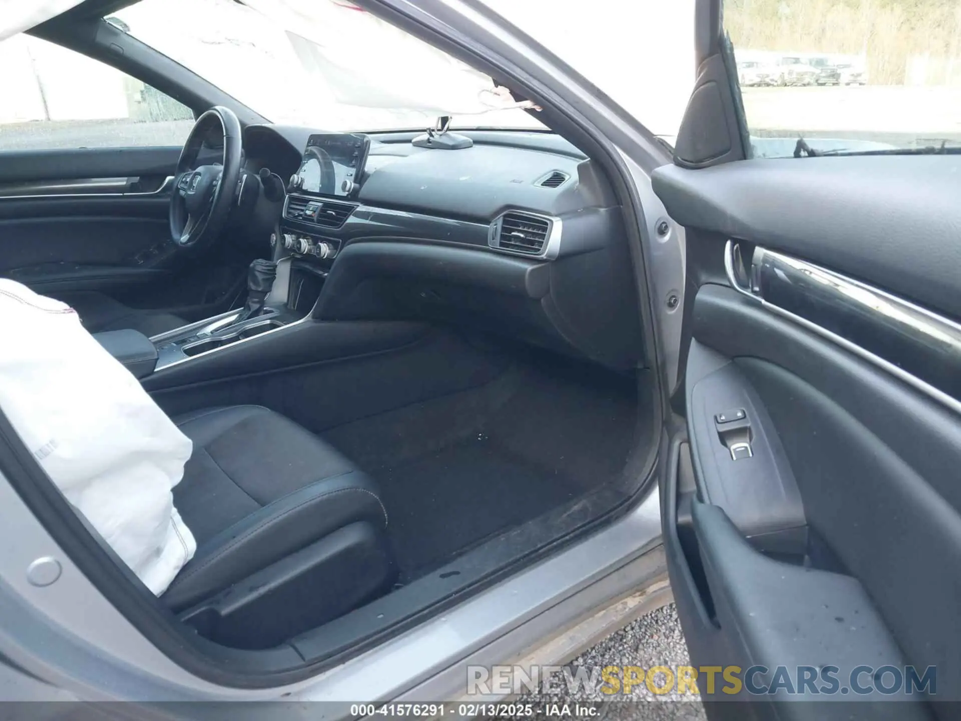 5 Photograph of a damaged car 1HGCV1F30MA097644 HONDA ACCORD 2021