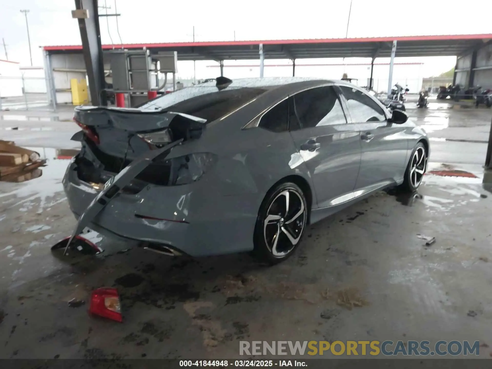 4 Photograph of a damaged car 1HGCV1F30MA114040 HONDA ACCORD 2021