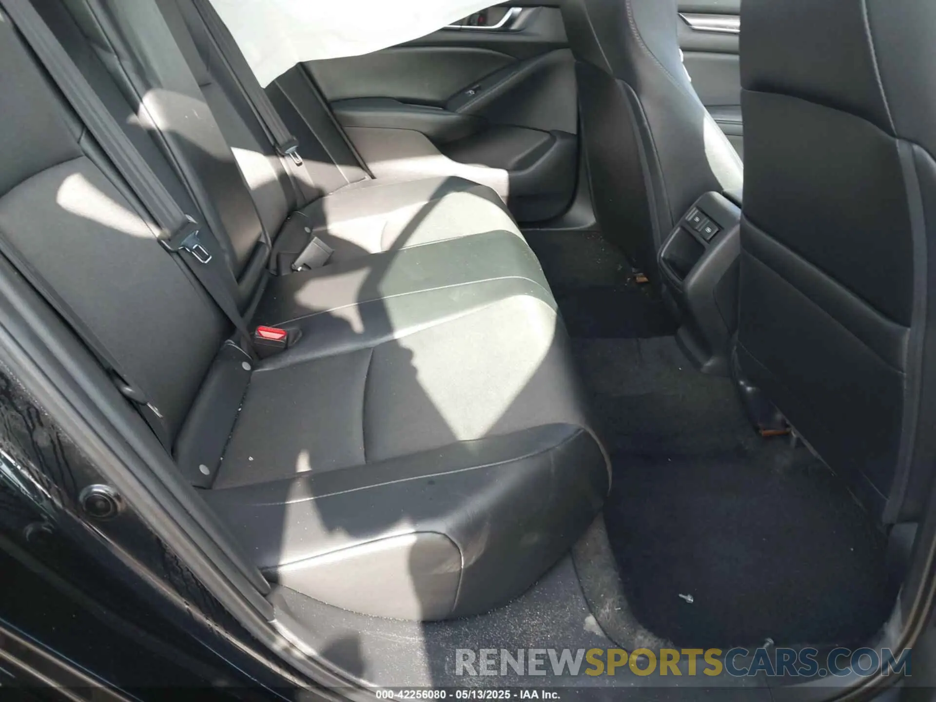 8 Photograph of a damaged car 1HGCV1F30MA124793 HONDA ACCORD 2021