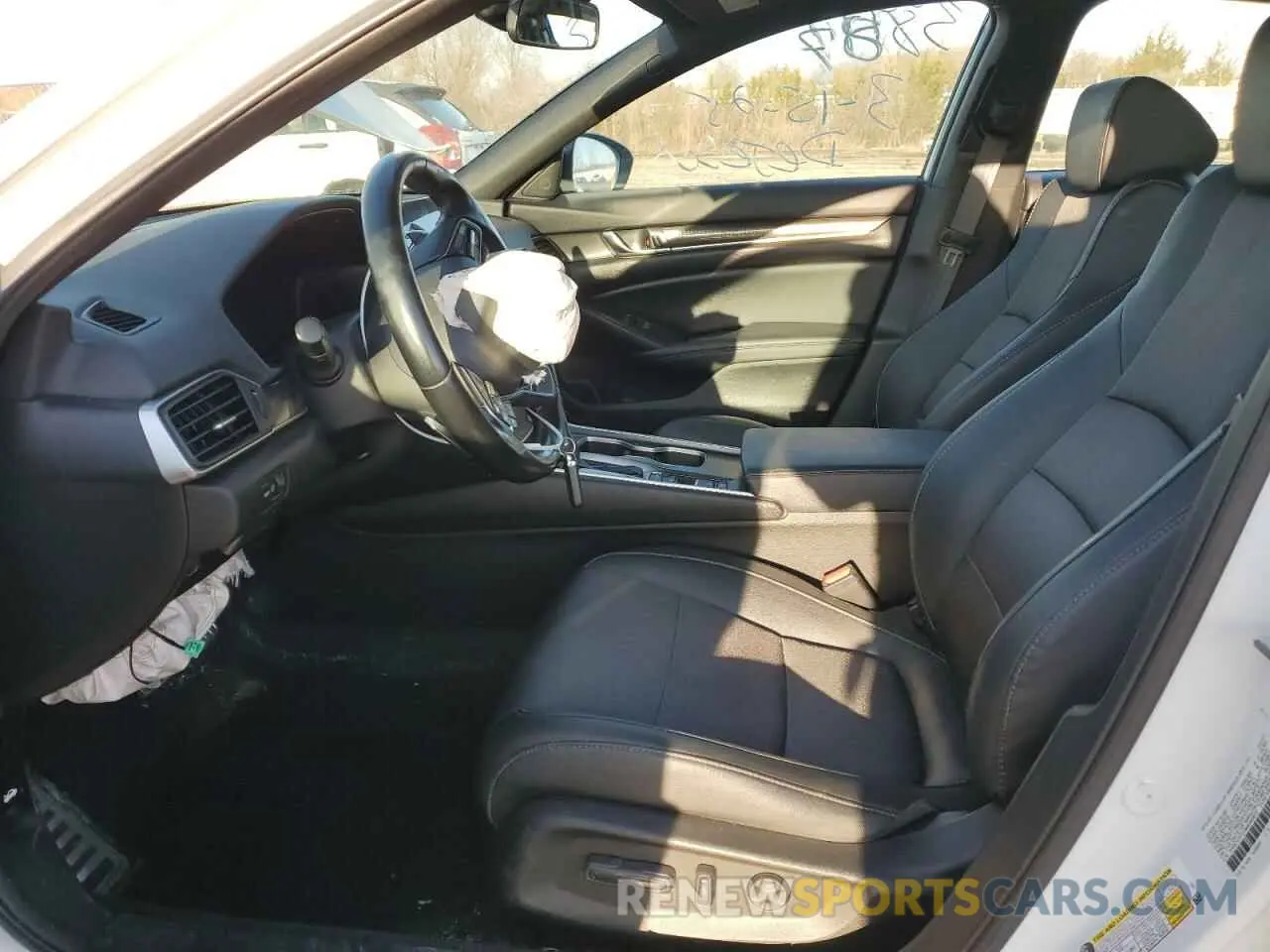 7 Photograph of a damaged car 1HGCV1F31MA042815 HONDA ACCORD 2021